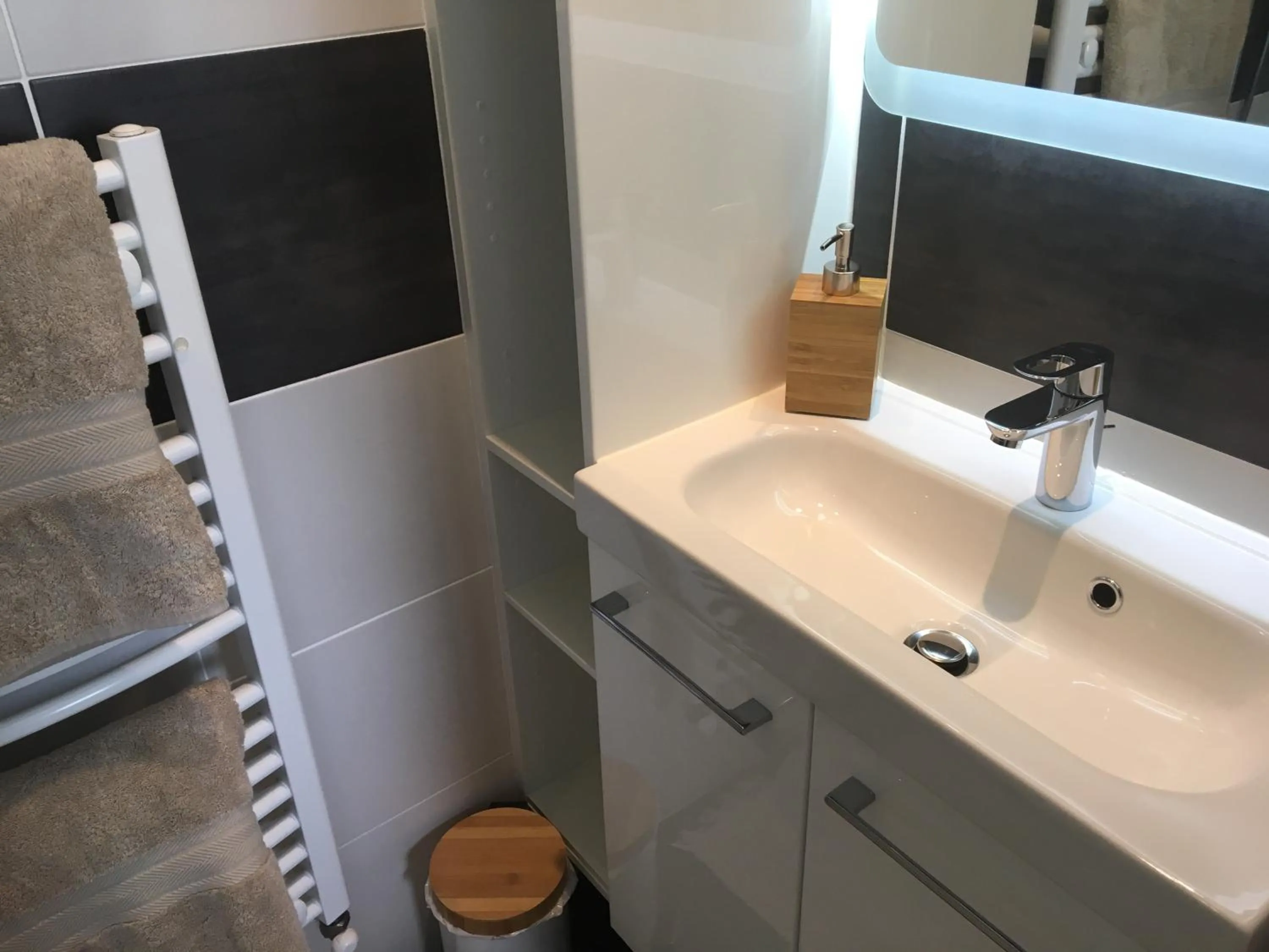 Bathroom in FalHappy House