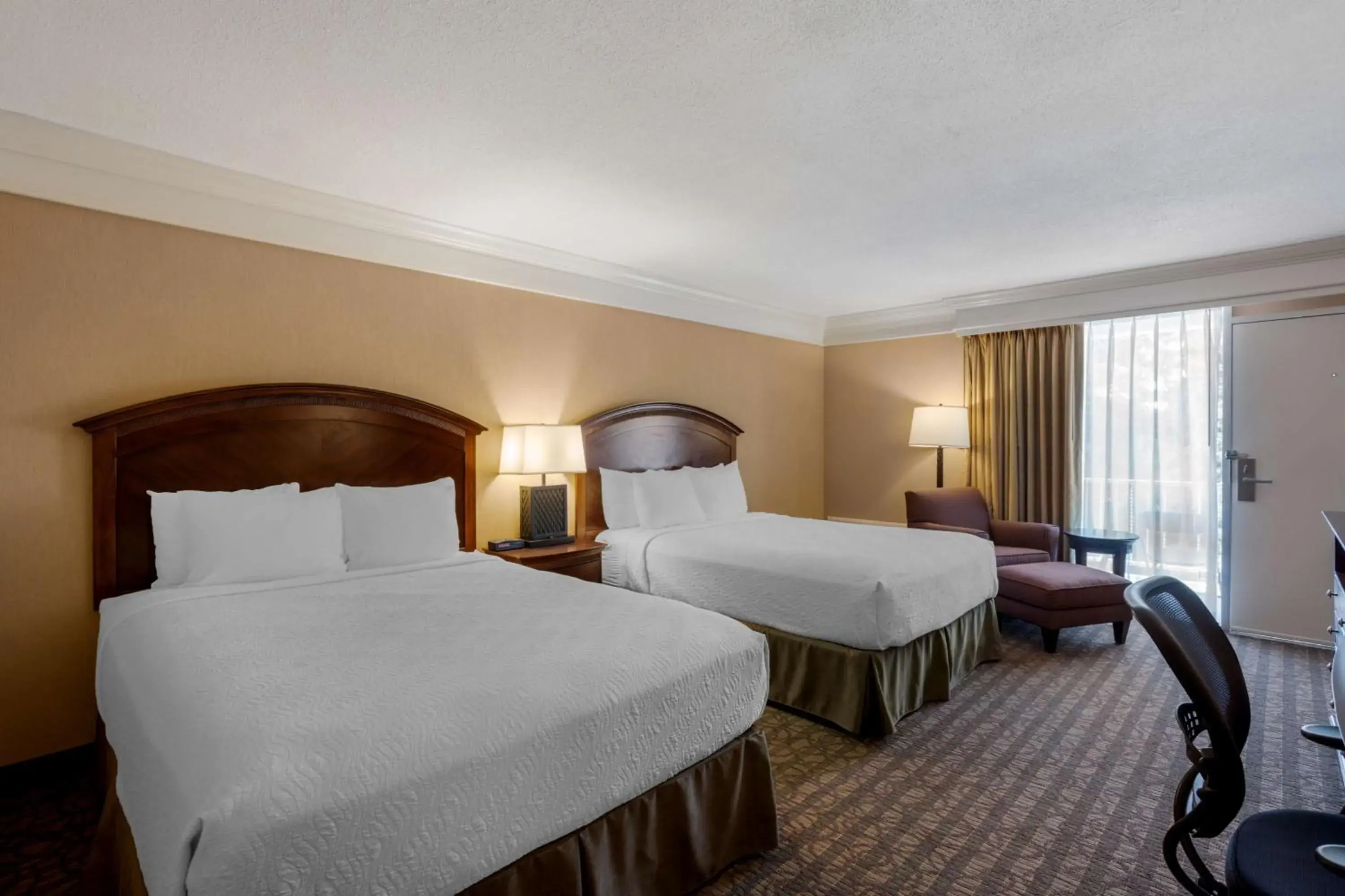 Bedroom, Bed in Best Western Inn of the Ozarks Bedroom, Bed in Best Western Inn of the Ozarks