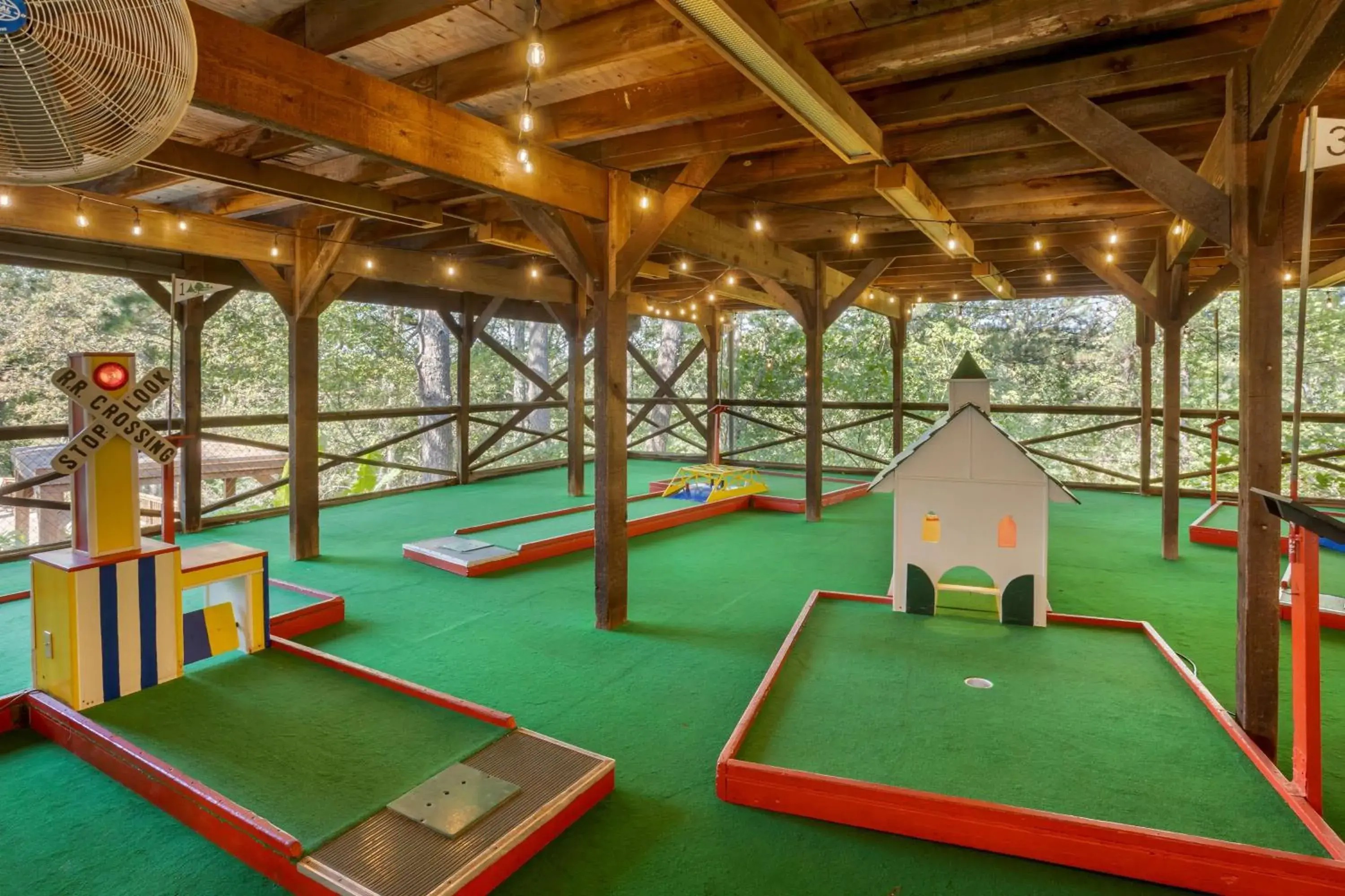 Property building in Best Western Inn of the Ozarks Property building in Best Western Inn of the Ozarks