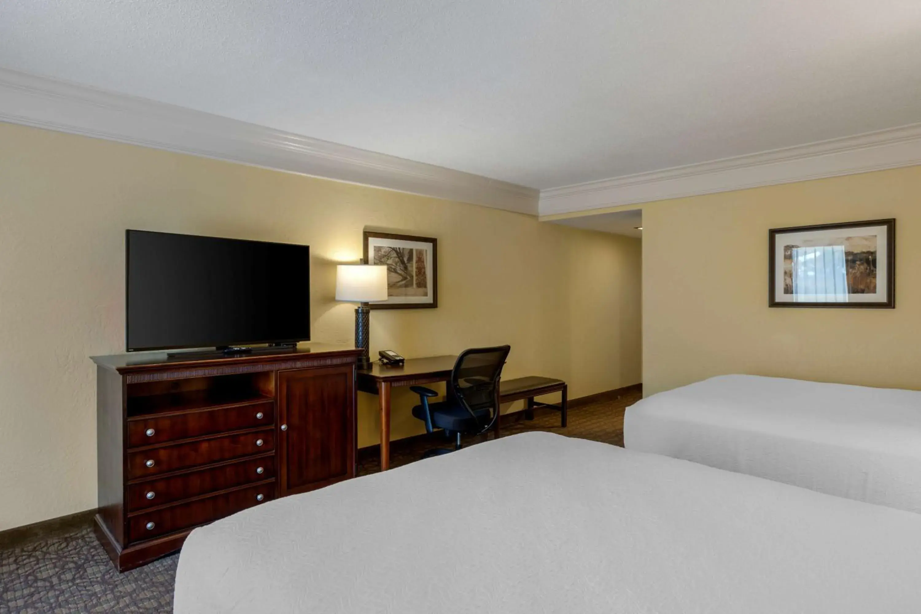 Bedroom, Bed in Best Western Inn of the Ozarks Bedroom, Bed in Best Western Inn of the Ozarks