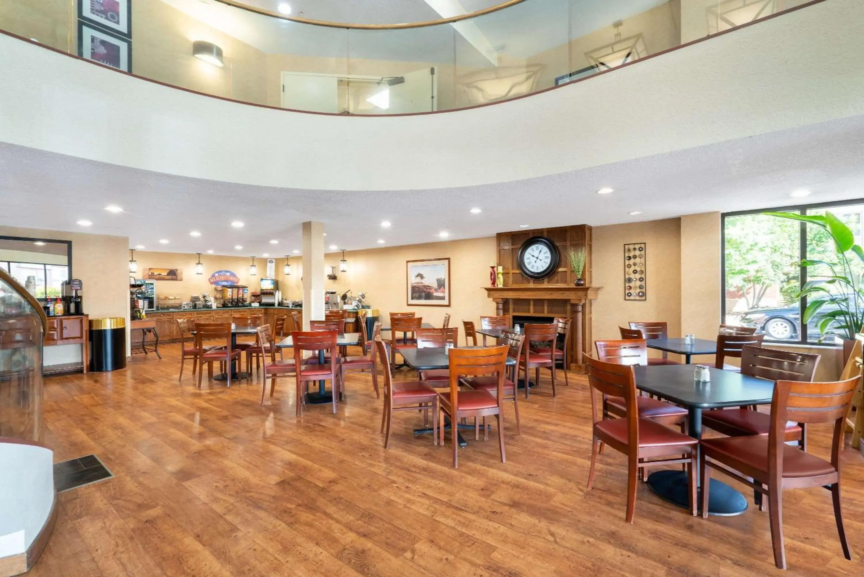 Restaurant/places to eat in Baymont by Wyndham Knoxville/Cedar Bluff Restaurant/places to eat in Baymont by Wyndham Knoxville/Cedar Bluff