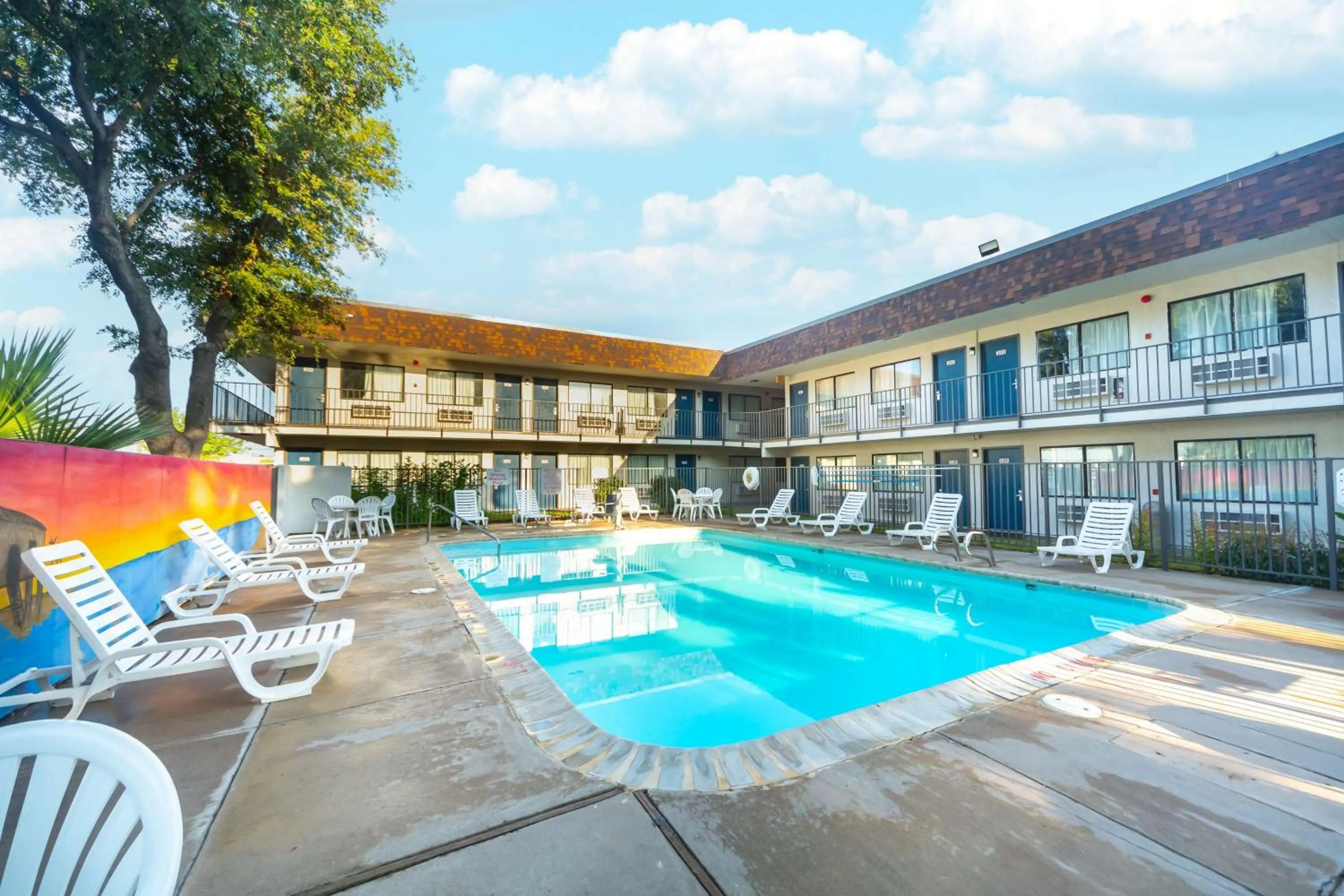 Pool view in Motel 6-Del Rio, TX