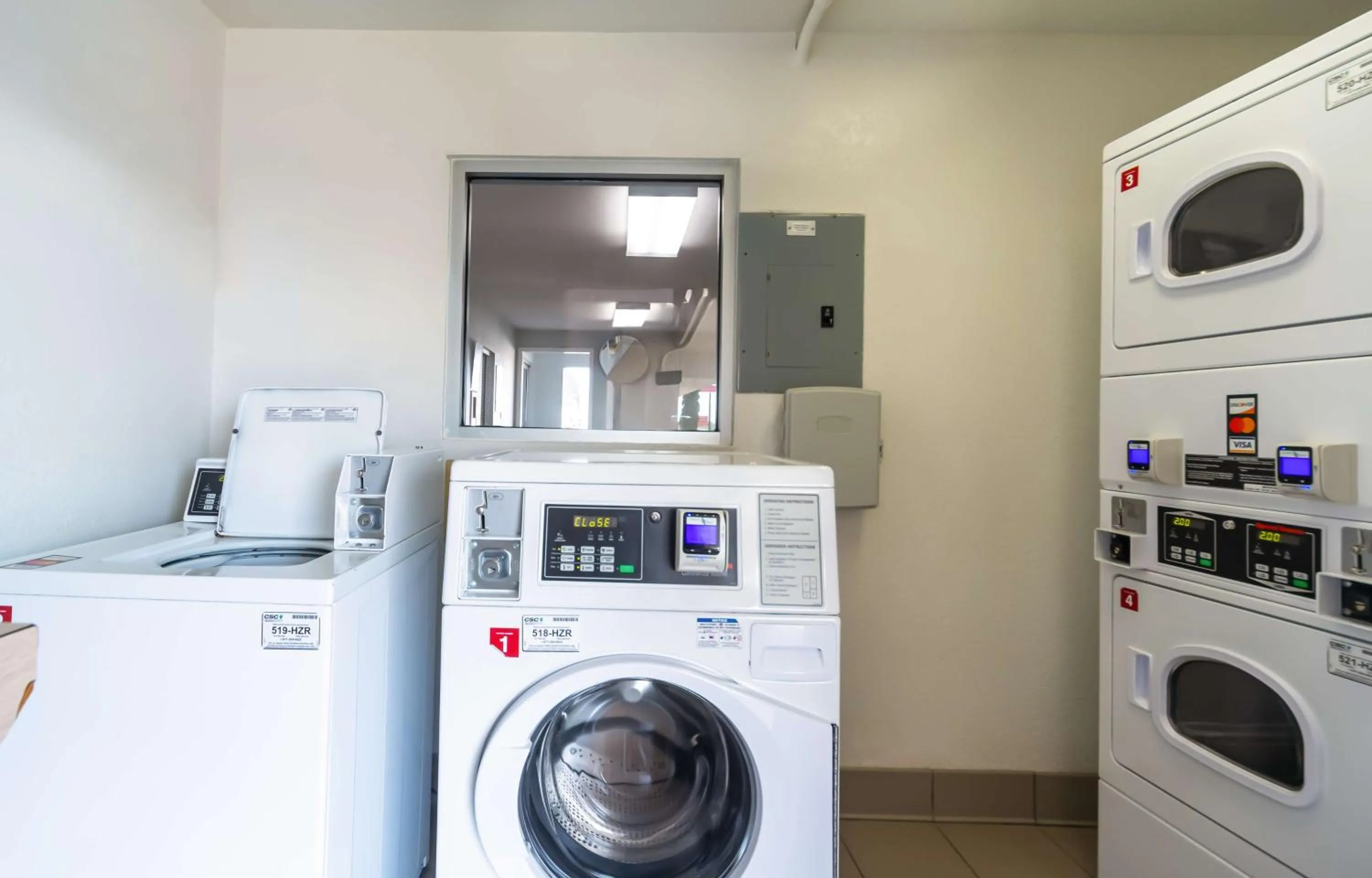 Property building in Motel 6-Del Rio, TX