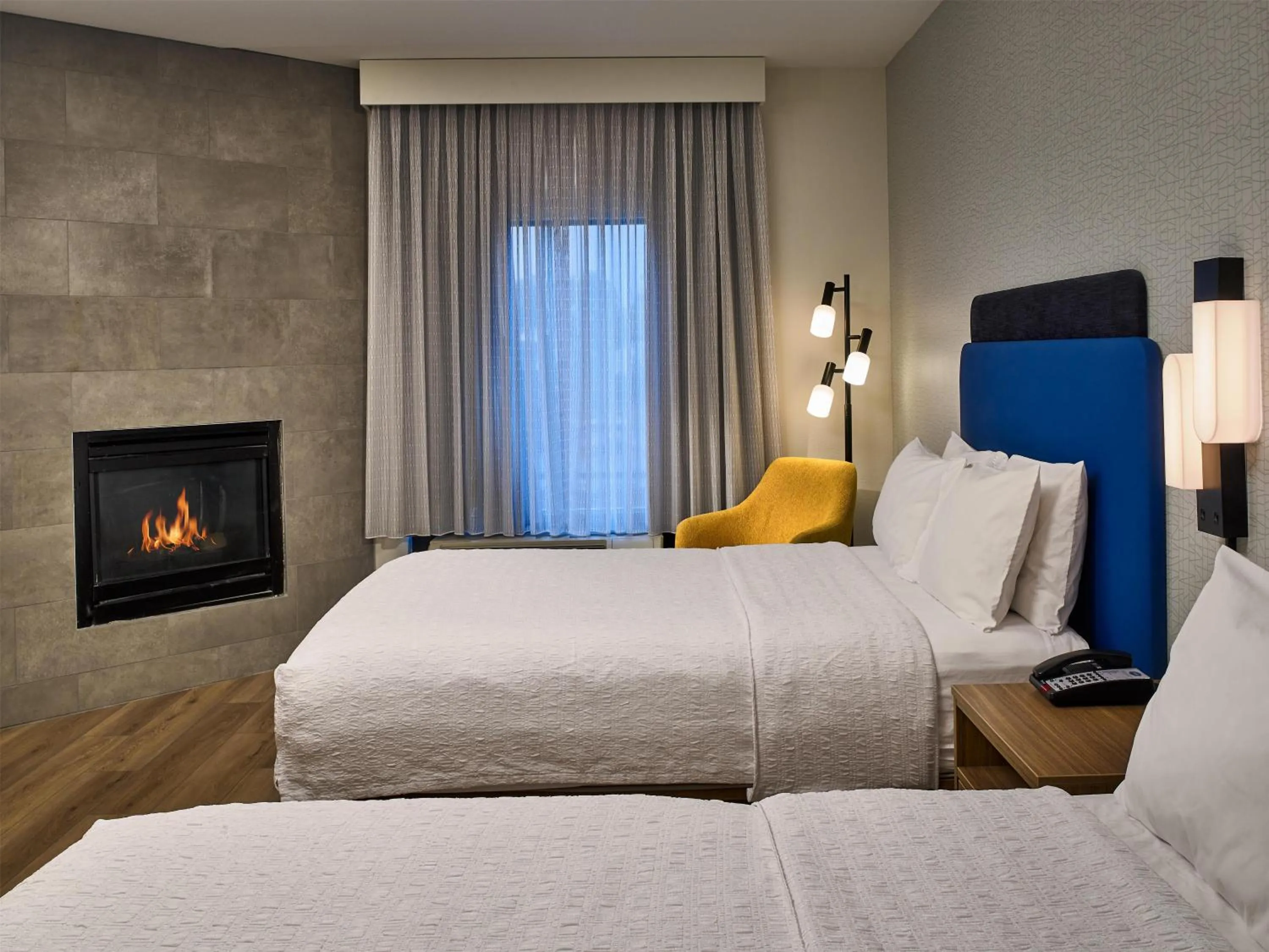 Bed in Hampton Inn Pigeon Forge