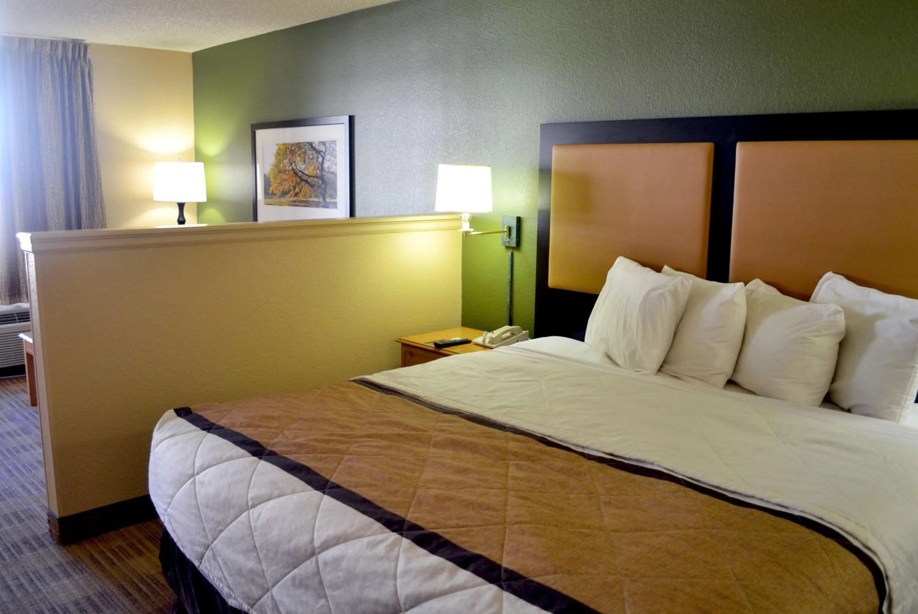 Bedroom in Extended Stay America Suites - Raleigh - North Raleigh - Wake Forest Road