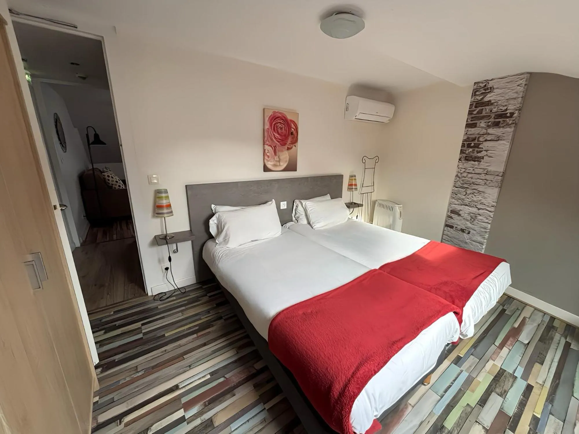 Bedroom, Bed in Mosaik hotel