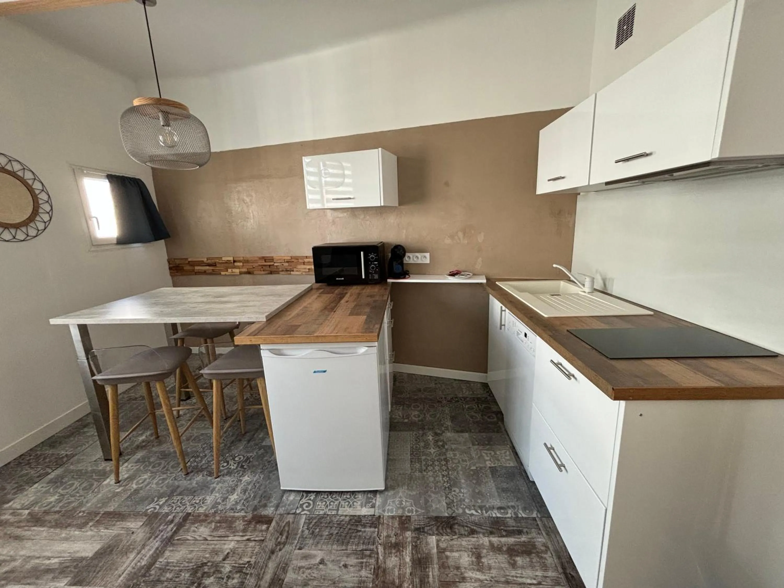 Dining area in Mosaik hotel