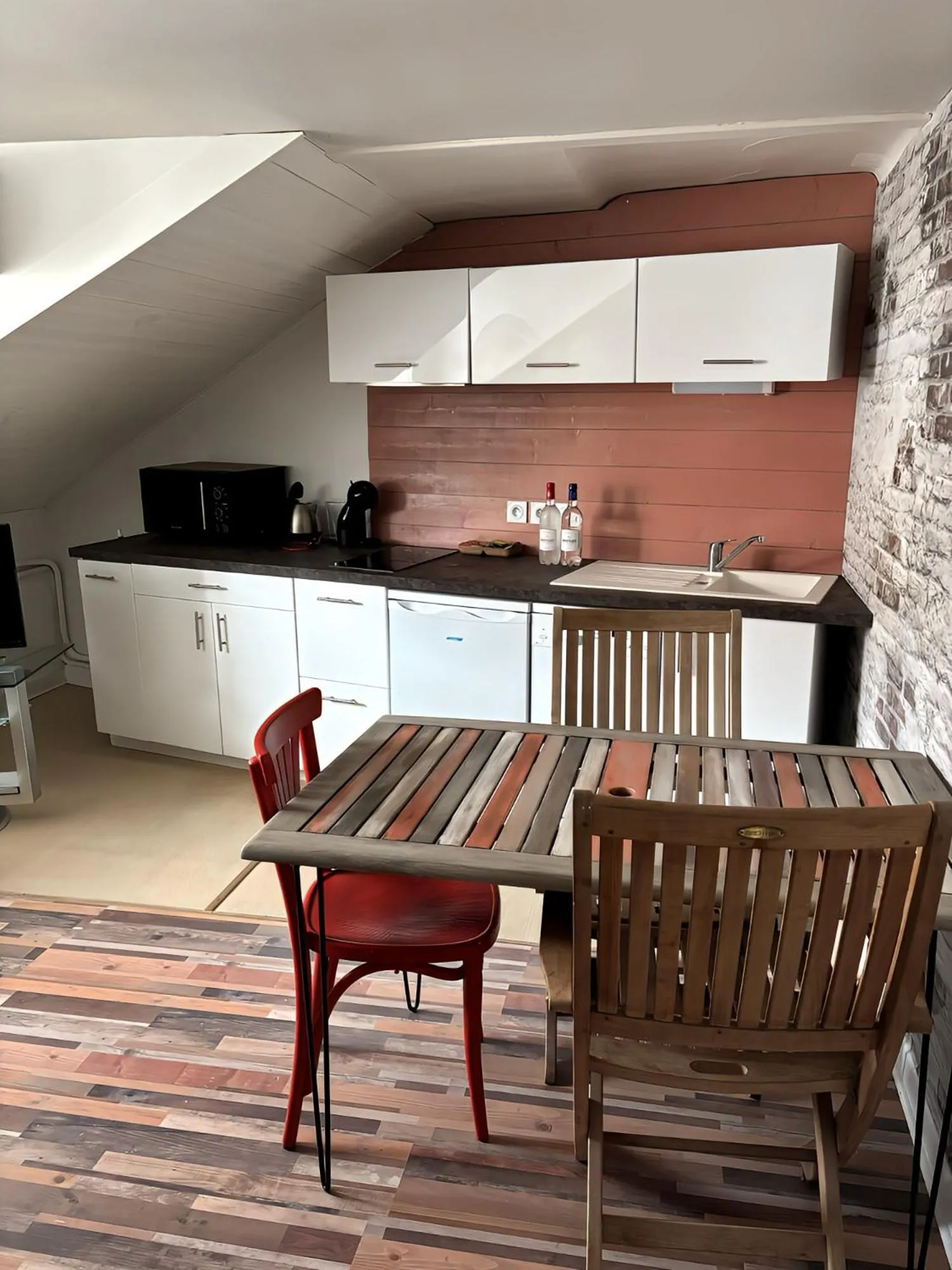 Dining area in Mosaik hotel