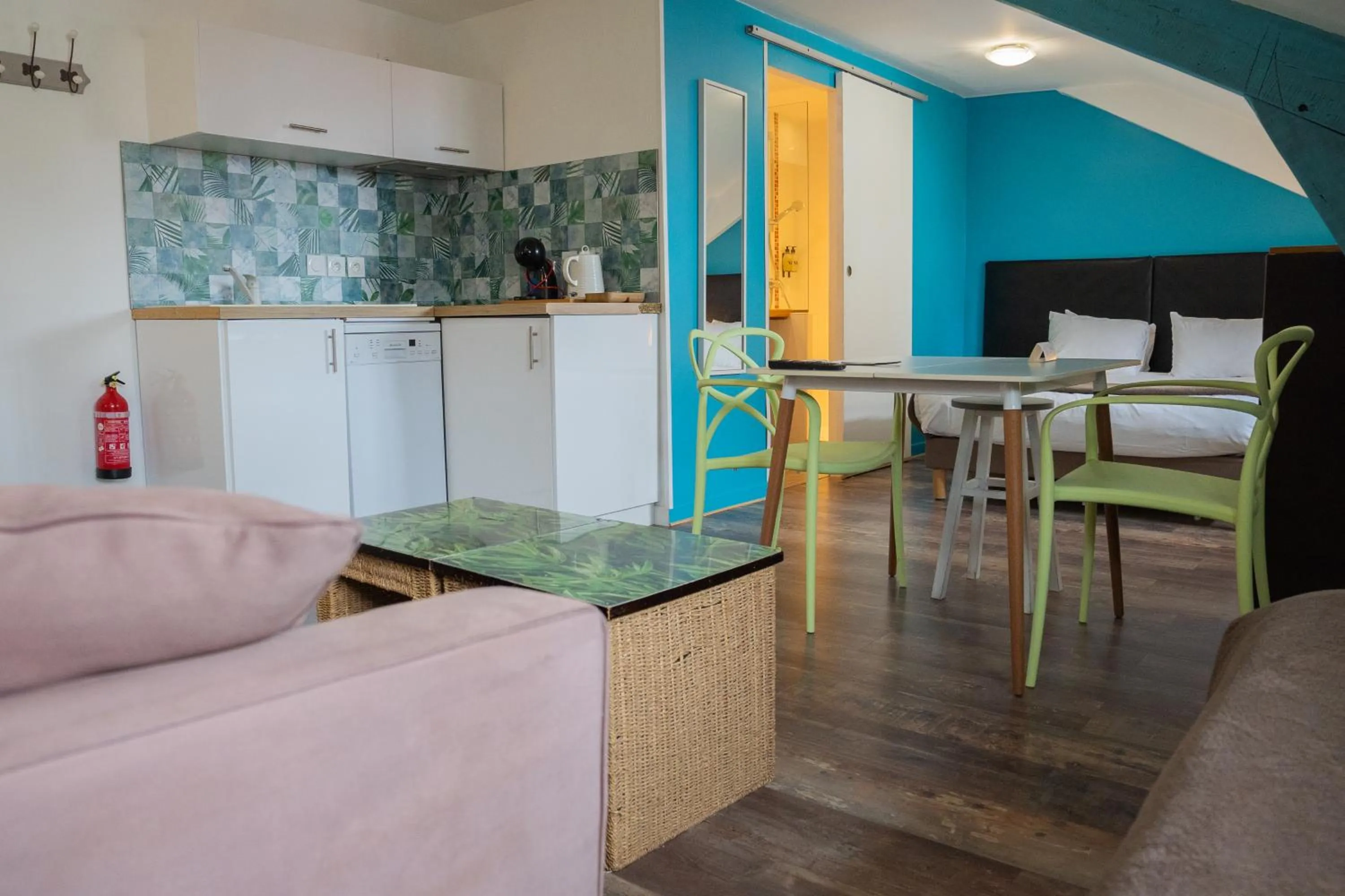 Photo of the whole room in Mosaik hotel