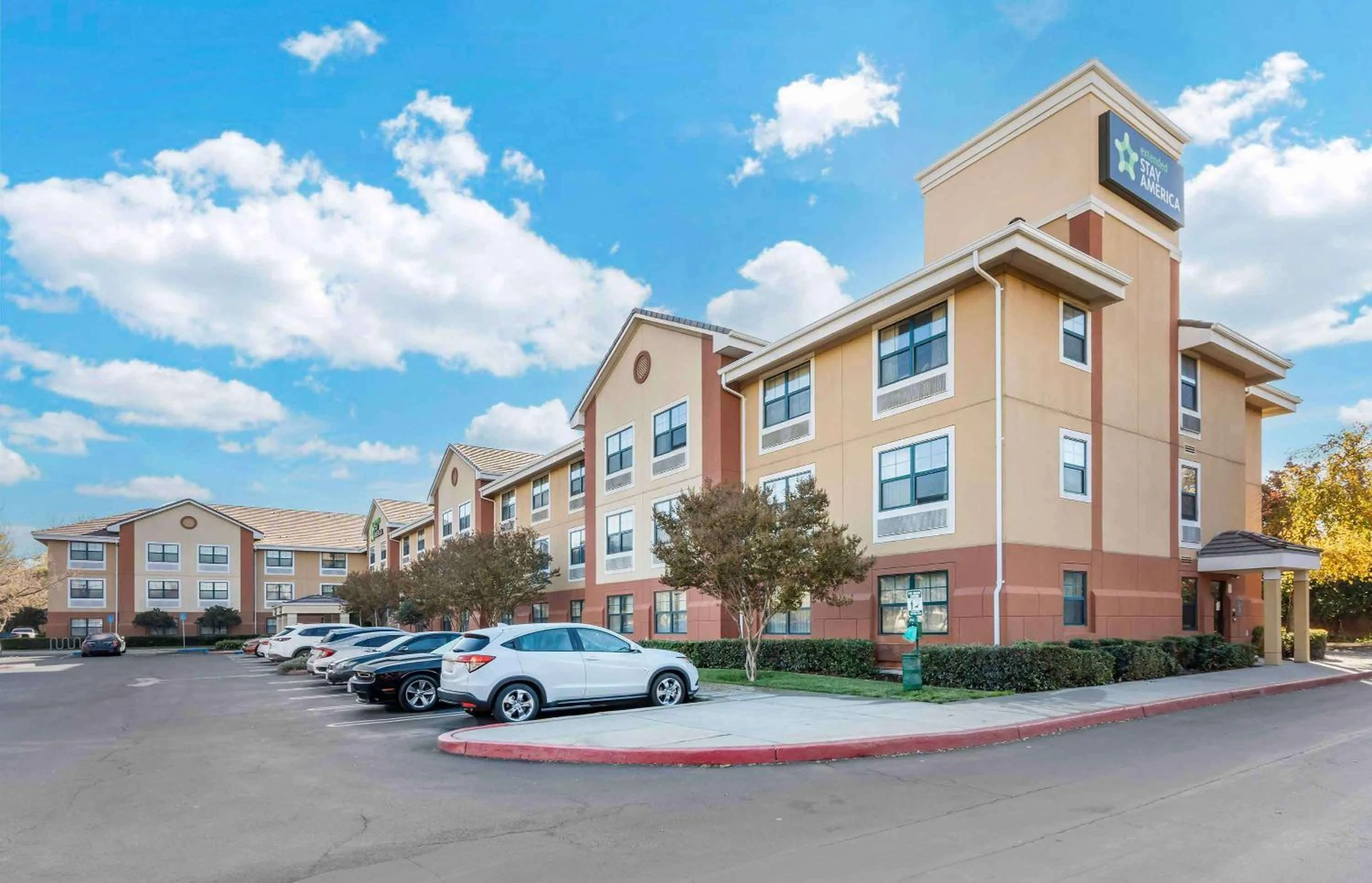 Property building in Extended Stay America Suites - Dublin - Hacienda Dr