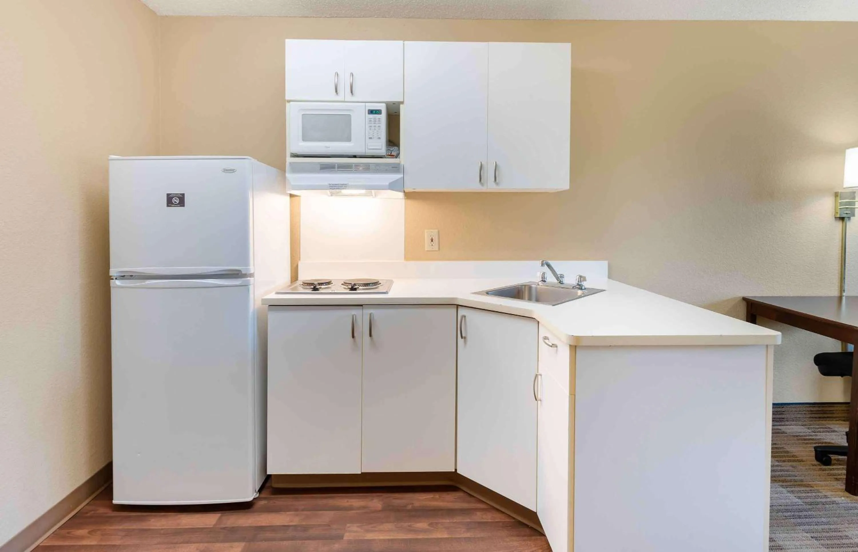 Bedroom in Extended Stay America Suites - Dublin - Hacienda Dr