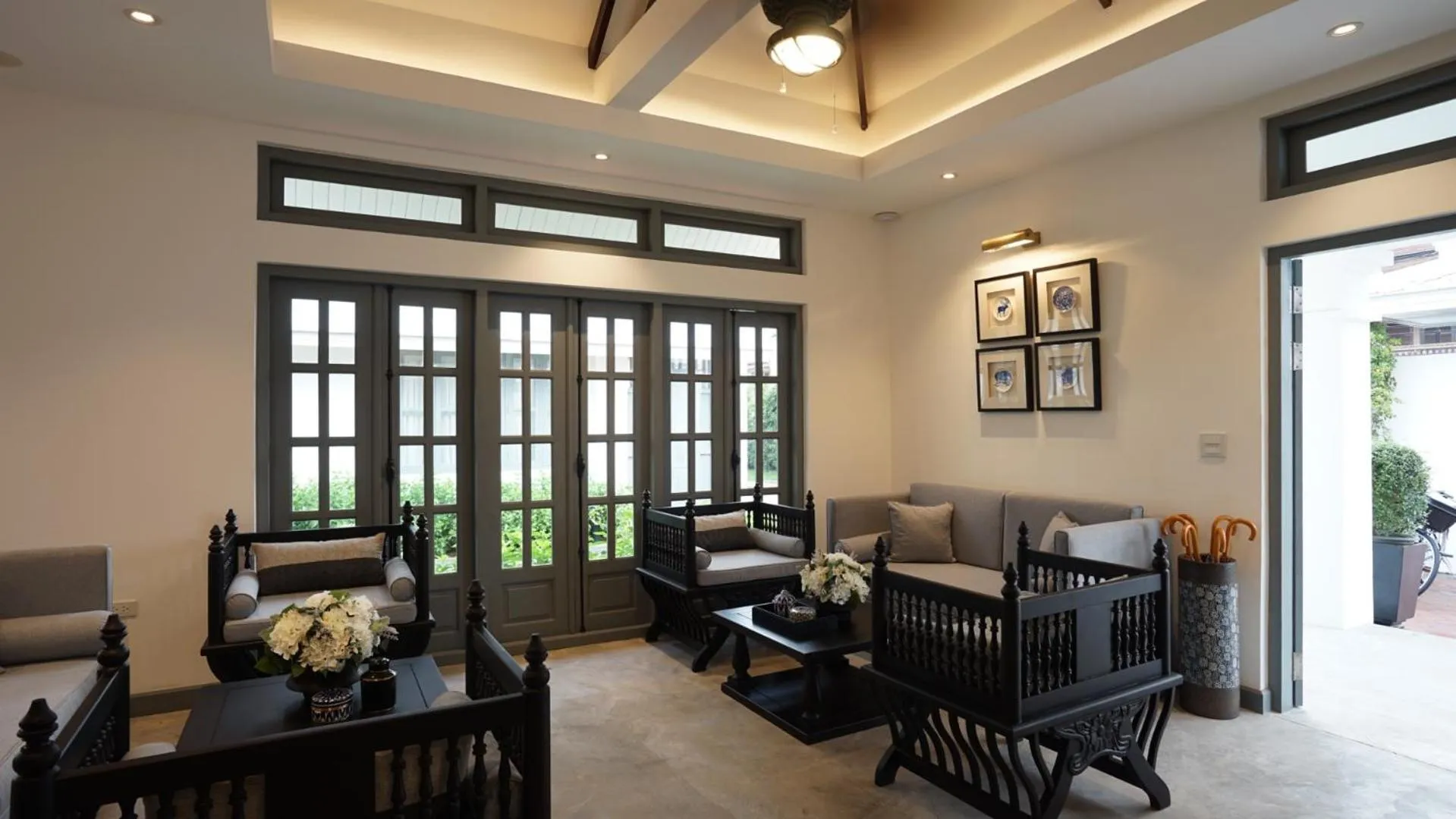 Lobby or reception in Souphattra Hotel Luang Prabang