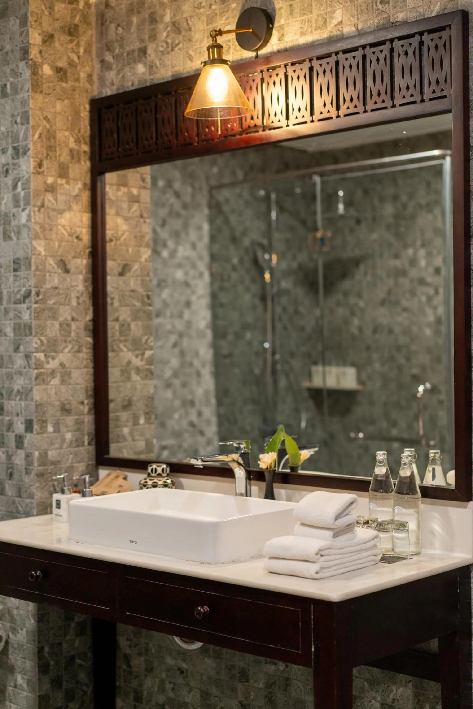 Bathroom in Souphattra Hotel Luang Prabang