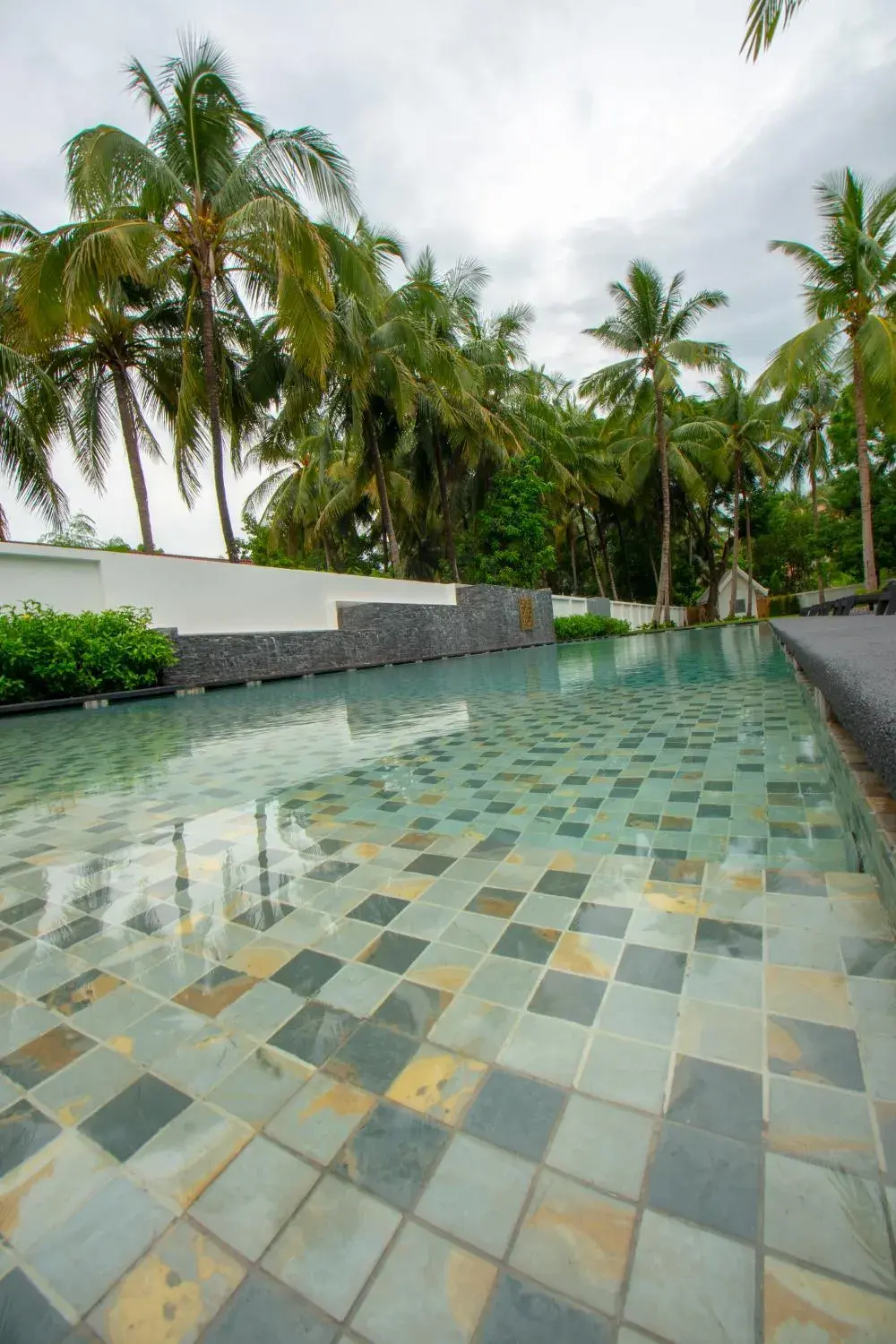 Swimming pool in Souphattra Hotel Luang Prabang Swimming pool in Souphattra Hotel Luang Prabang