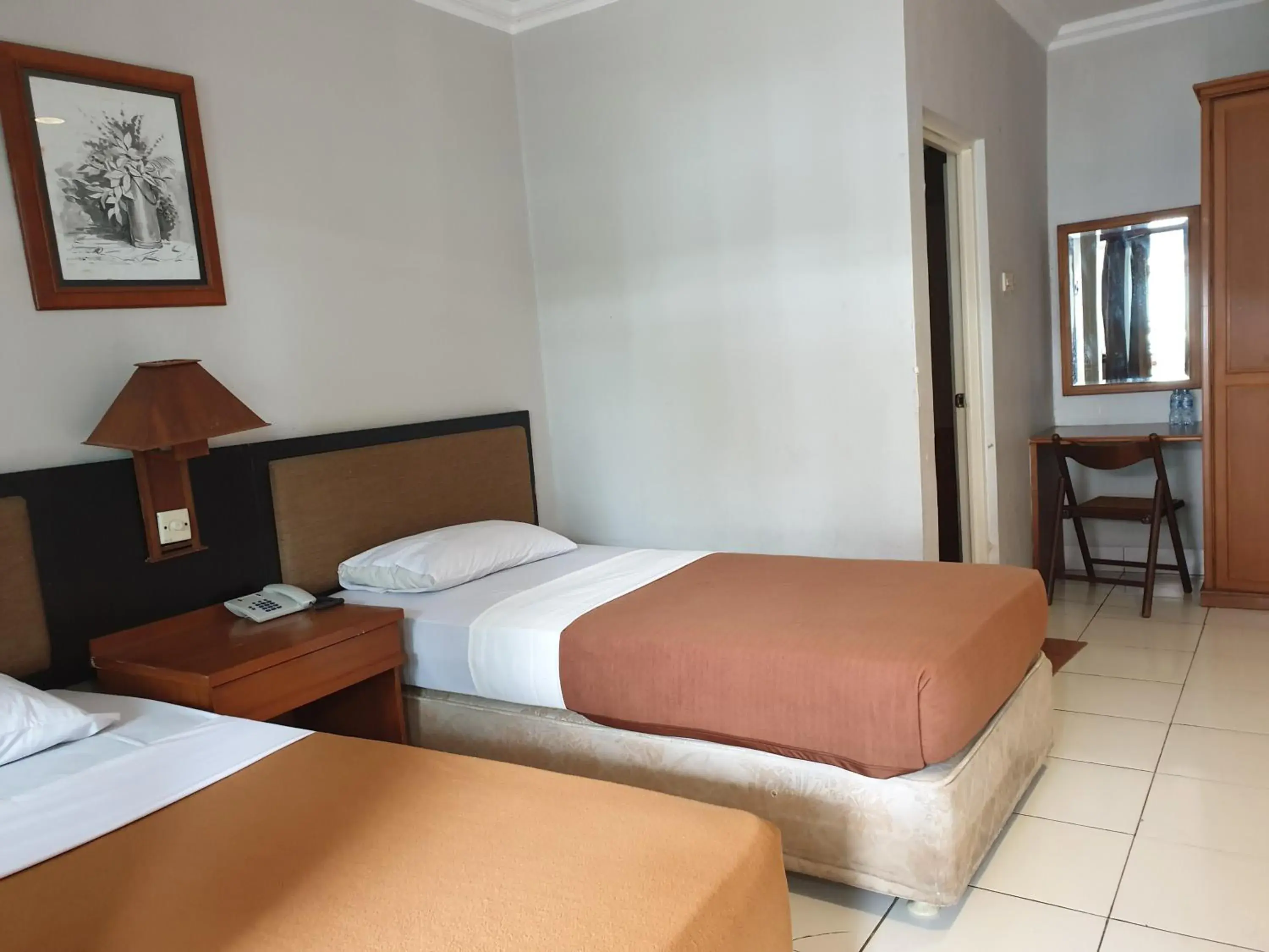 Yehezkiel Hotel Lembang Mitra RedDoorz Yehezkiel Hotel Lembang Mitra RedDoorz