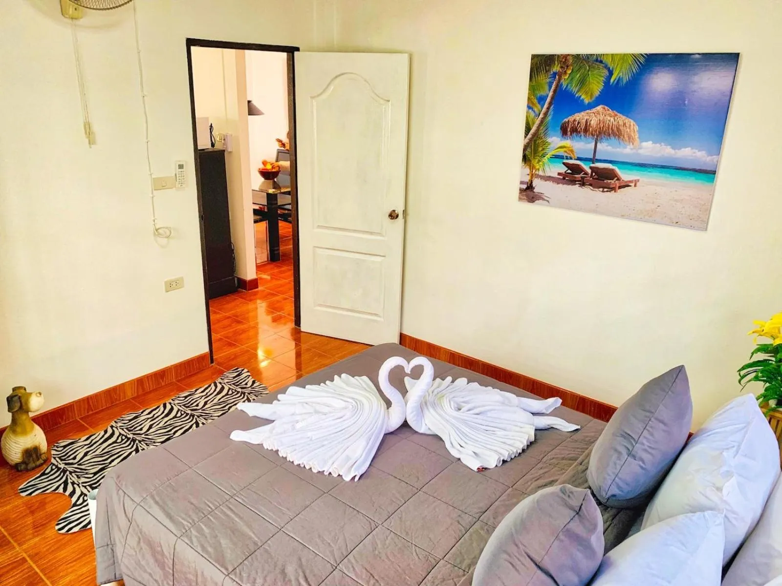 Bed in Thai Orange Villas