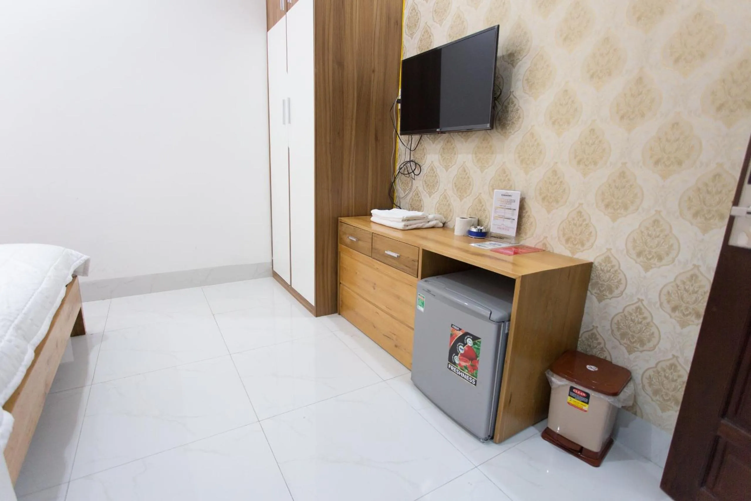TV and multimedia in HongKong1 Hotel Quy Nhon