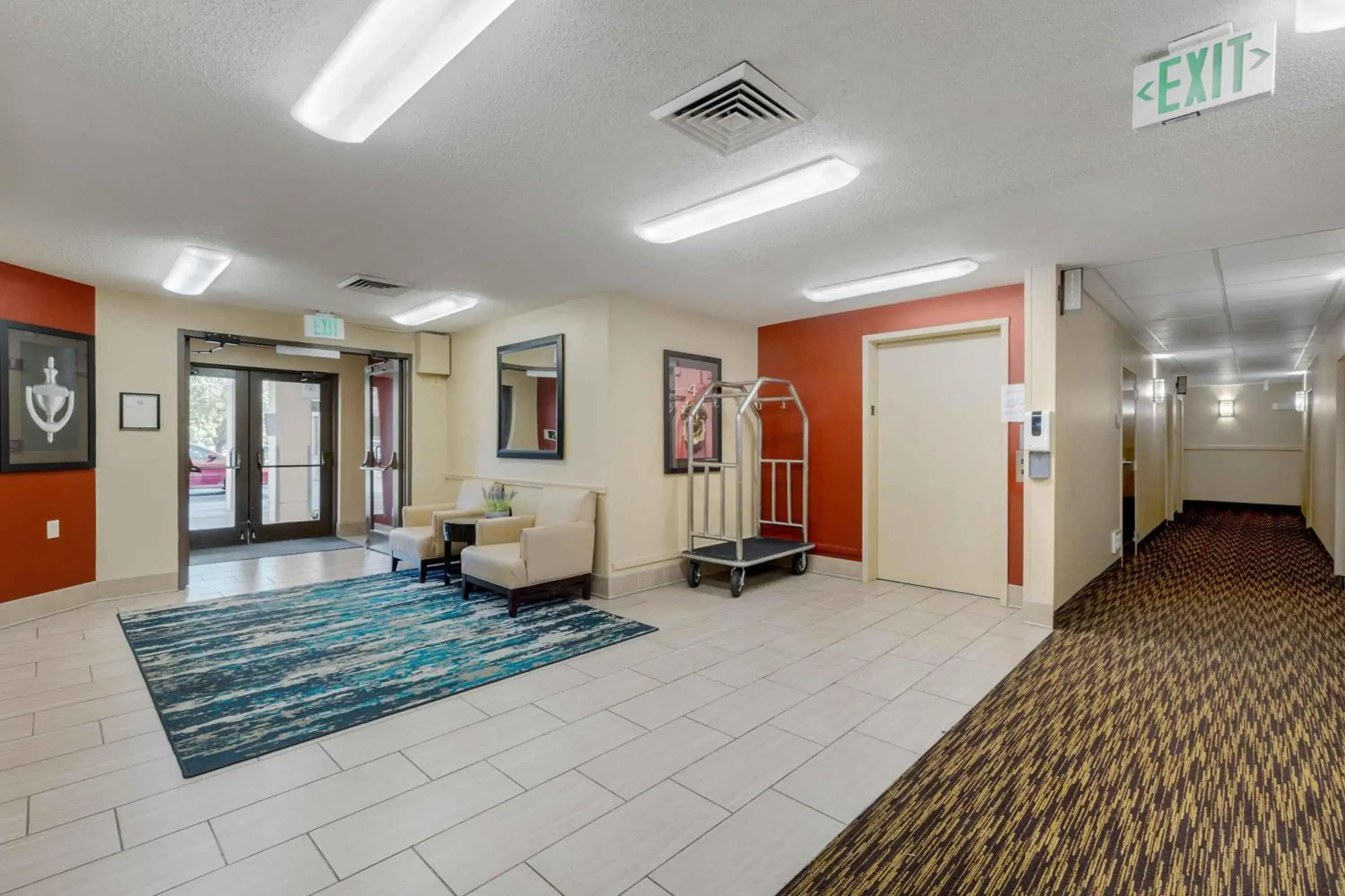 Lobby or reception in Extended Stay America Suites - St Louis - St Peters Lobby or reception in Extended Stay America Suites - St Louis - St Peters
