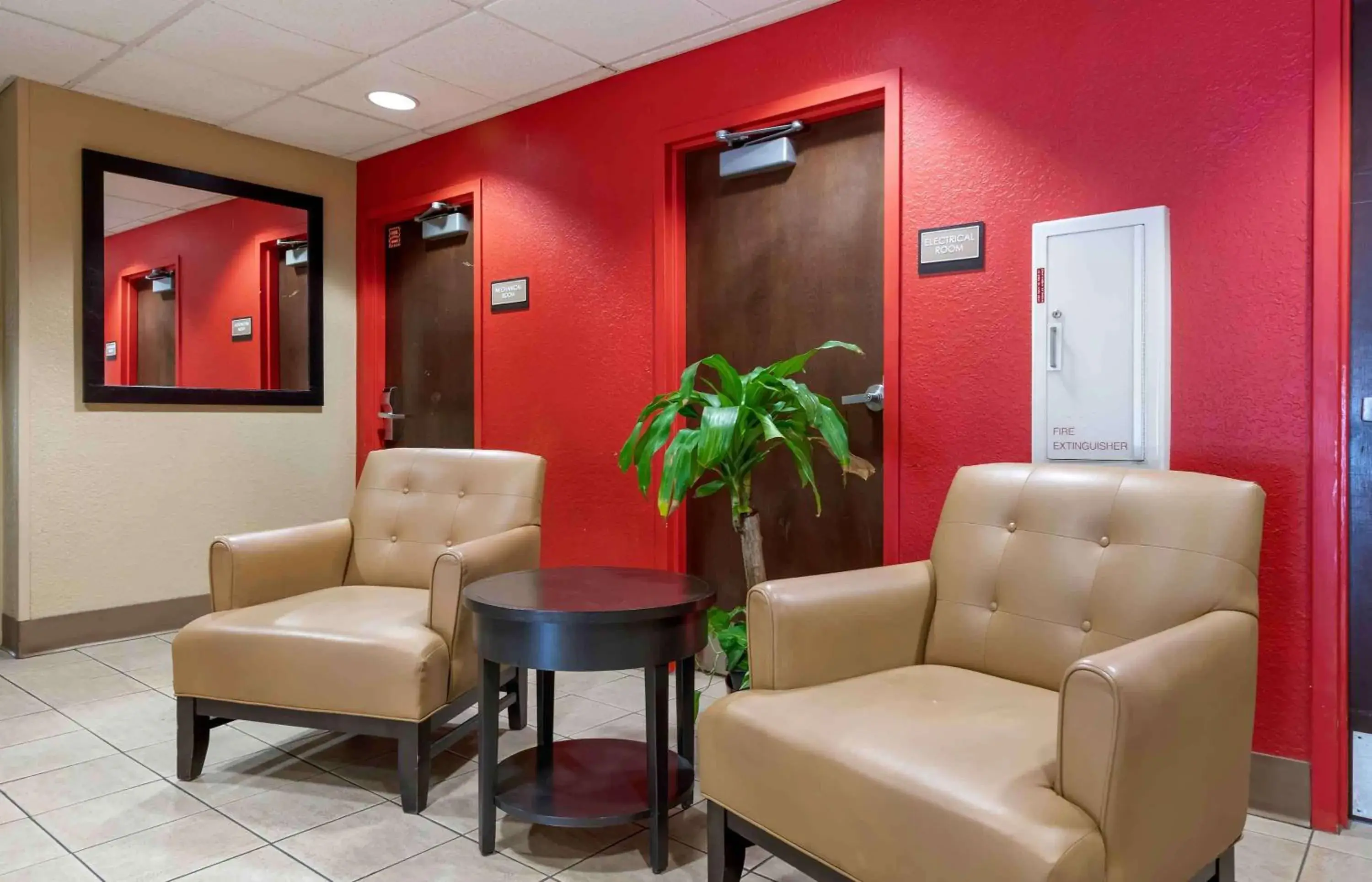 Lobby or reception in Extended Stay America Select Suites - Jacksonville - Lenoir Avenue East Lobby or reception in Extended Stay America Select Suites - Jacksonville - Lenoir Avenue East