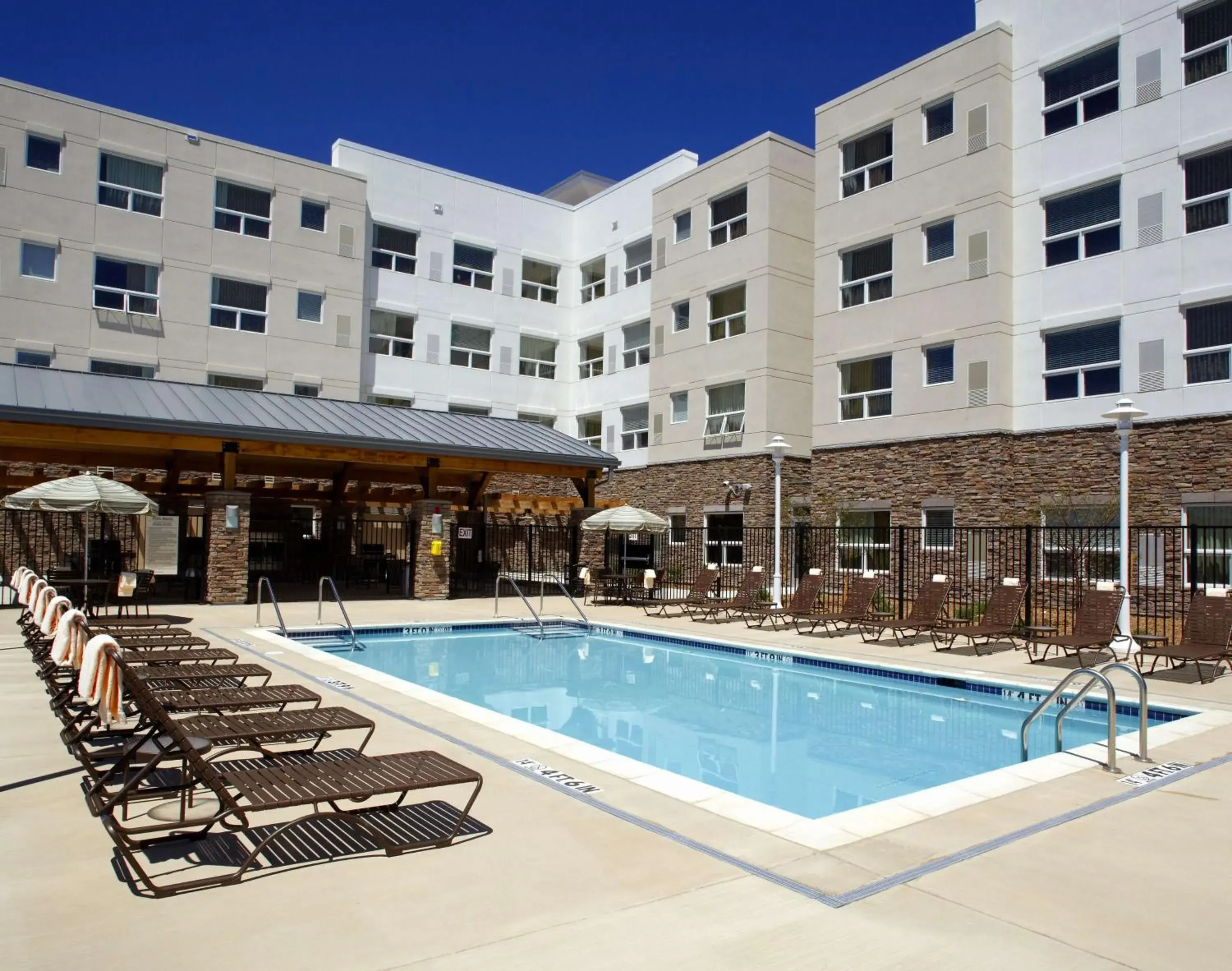 Swimming pool in Hyatt House Boulder/Broomfield Swimming pool in Hyatt House Boulder/Broomfield