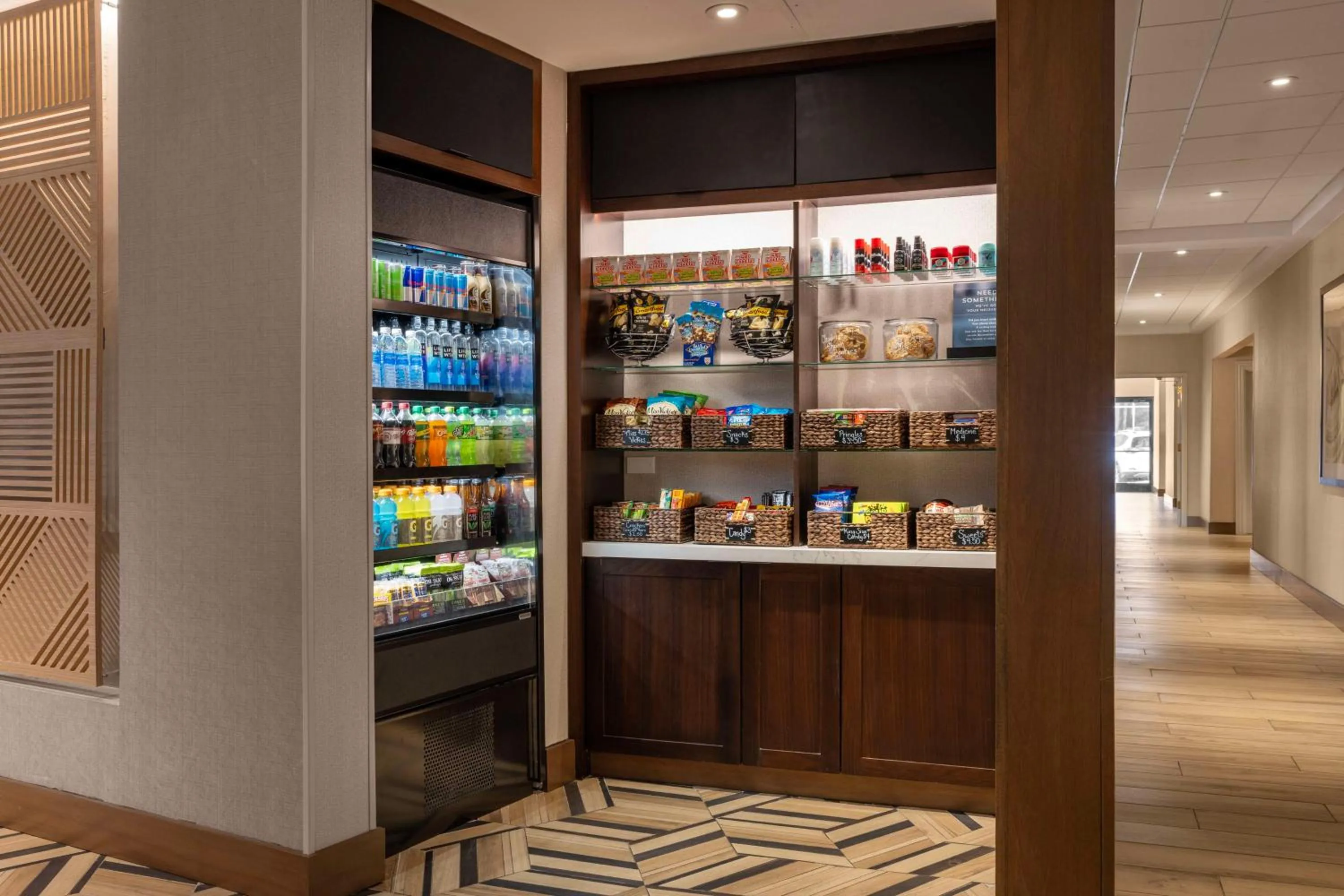 Restaurant/places to eat in Hyatt Place Tempe Phoenix Airport