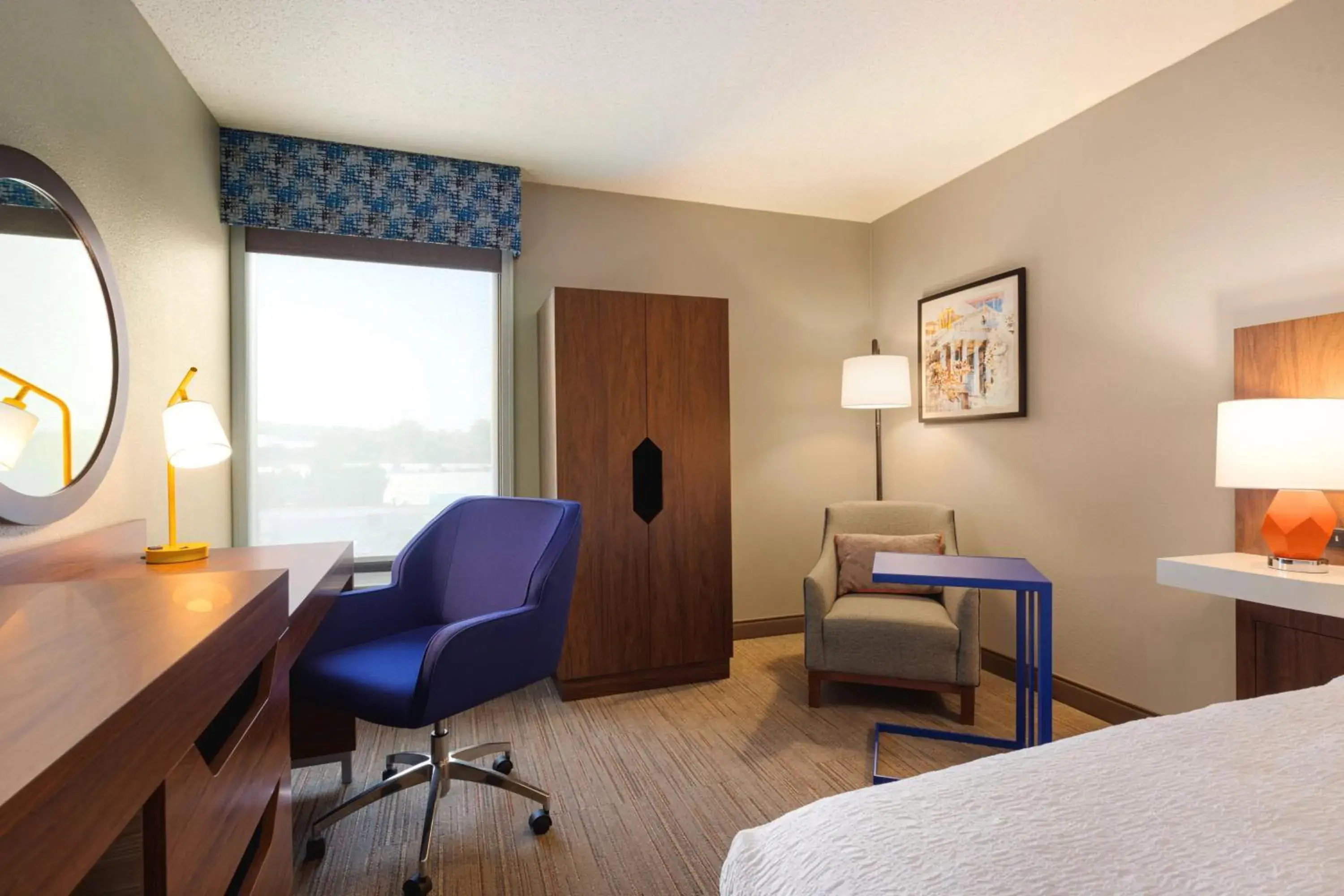 Living room, Bed in Hampton Inn Charlottesville Living room, Bed in Hampton Inn Charlottesville