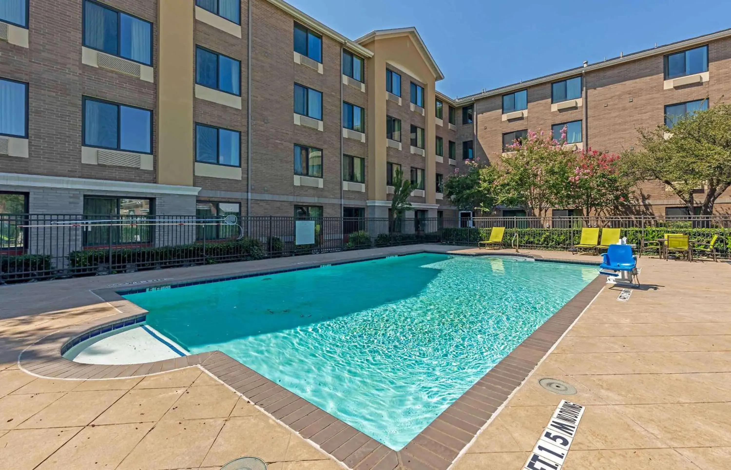 Pool view in Extended Stay America Suites - Dallas - Plano Pool view in Extended Stay America Suites - Dallas - Plano