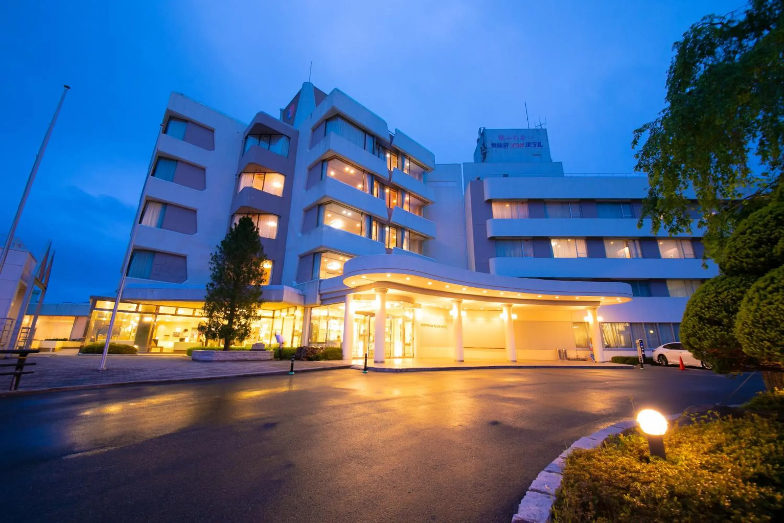Property building in Kesennuma Plaza Hotel Property building in Kesennuma Plaza Hotel