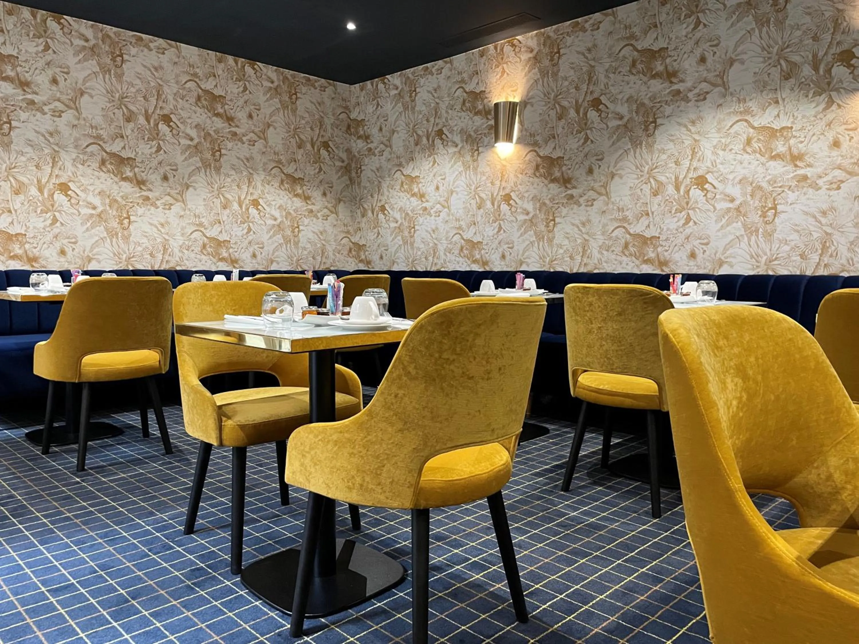 Breakfast in Le Pergolèse Paris Champs Elysées