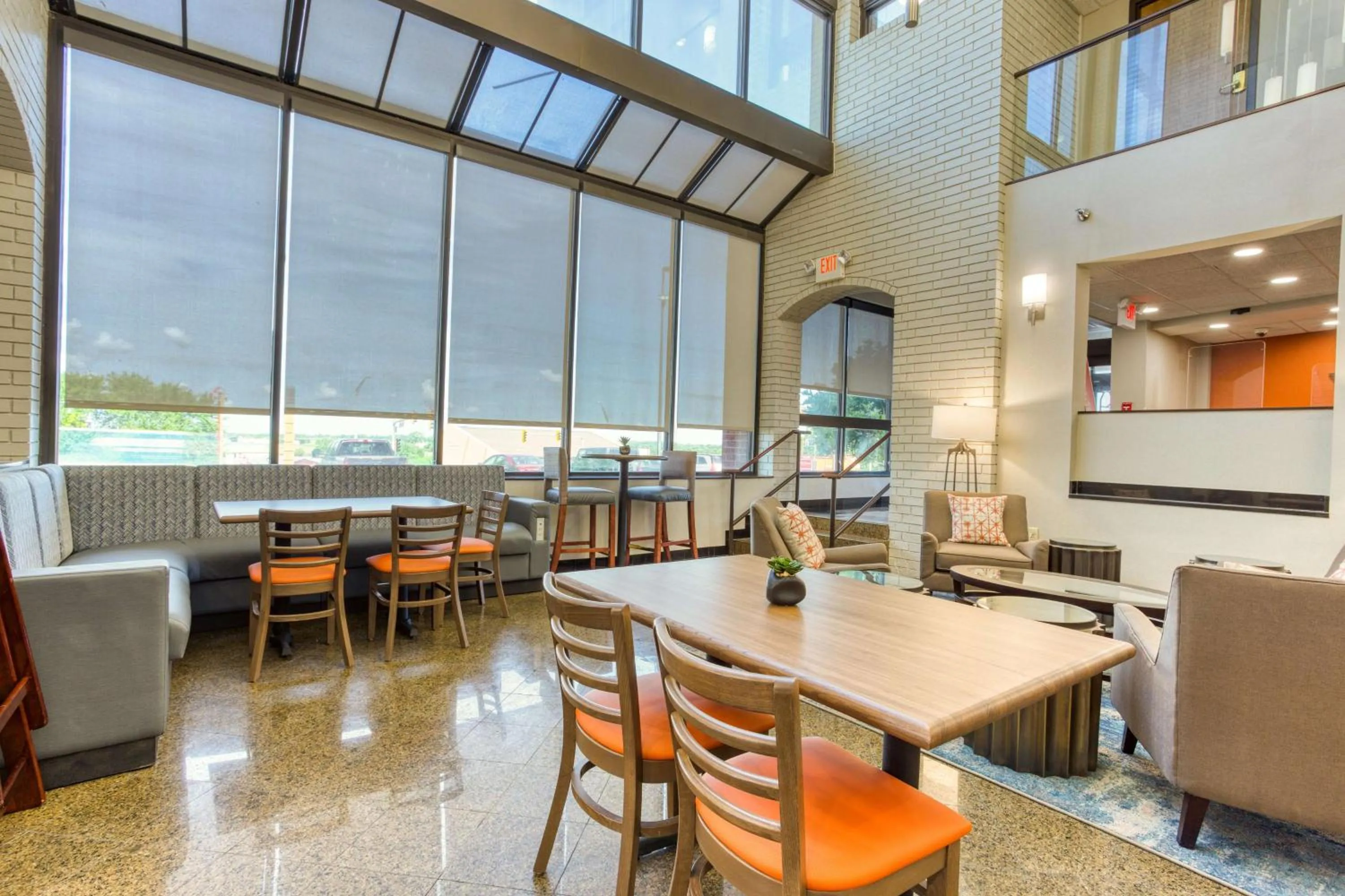 Breakfast in Drury Inn and Suites St Louis Collinsville