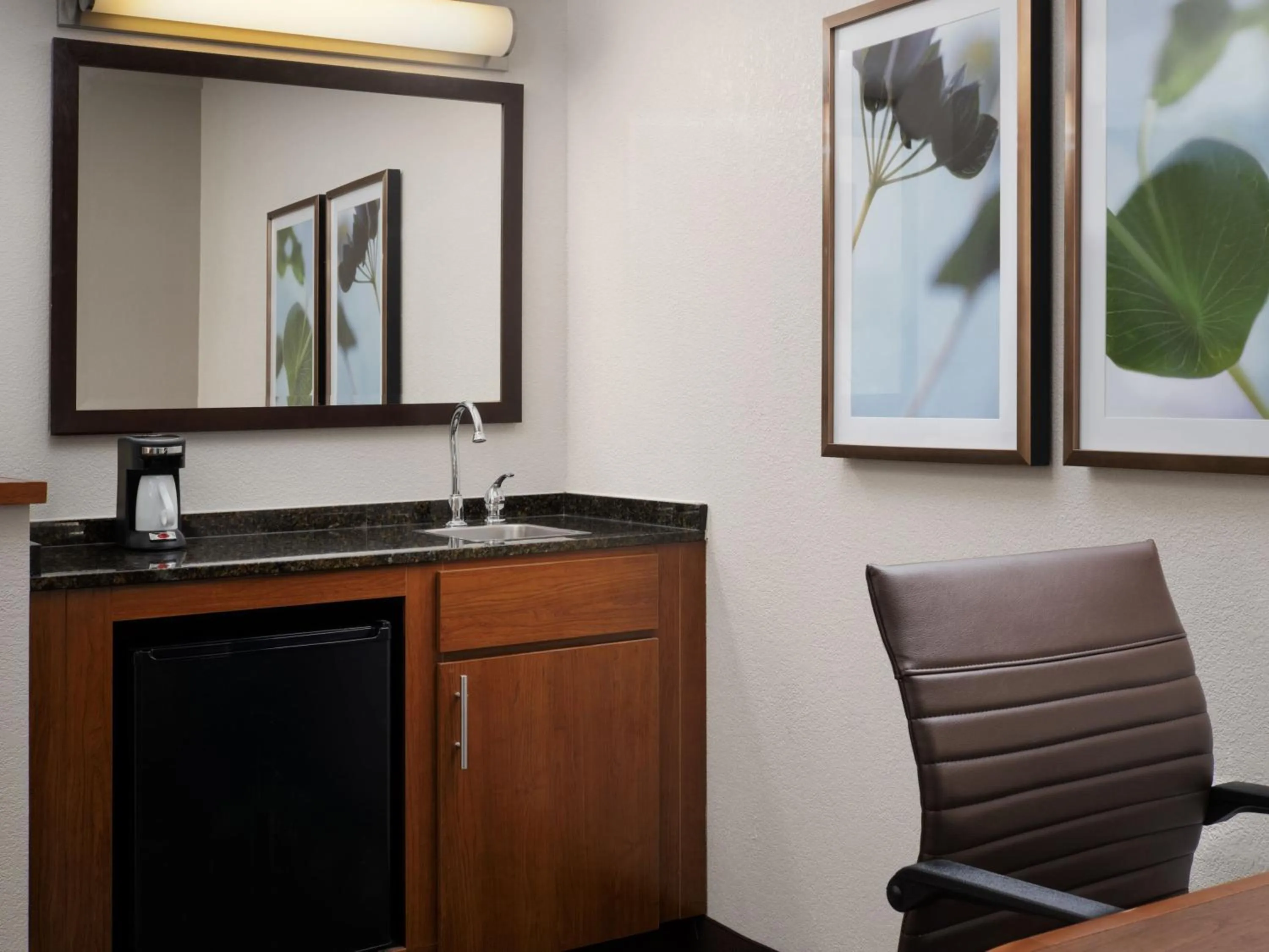 Bedroom in Hyatt Place Columbus/Dublin