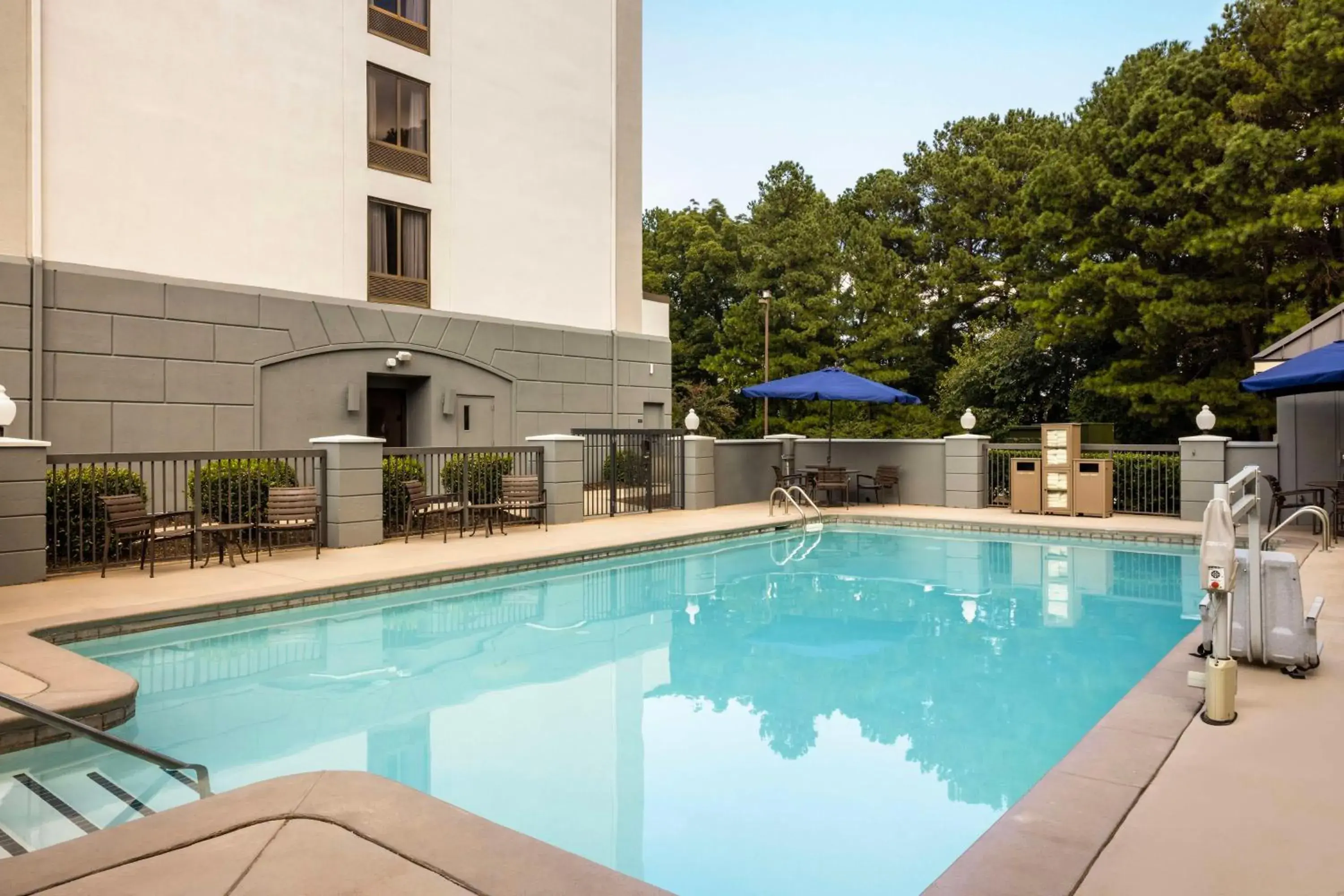 Swimming pool in Hyatt Place Columbus/Dublin Swimming pool in Hyatt Place Columbus/Dublin