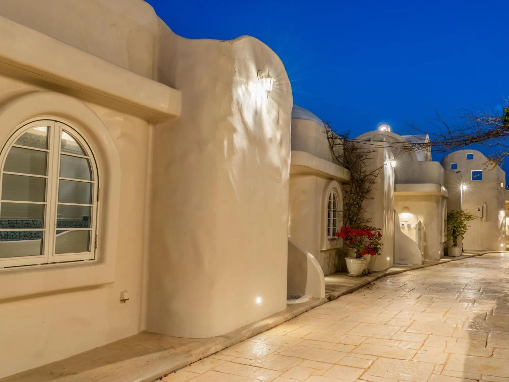 Property building in Yuki Suite Kourijima