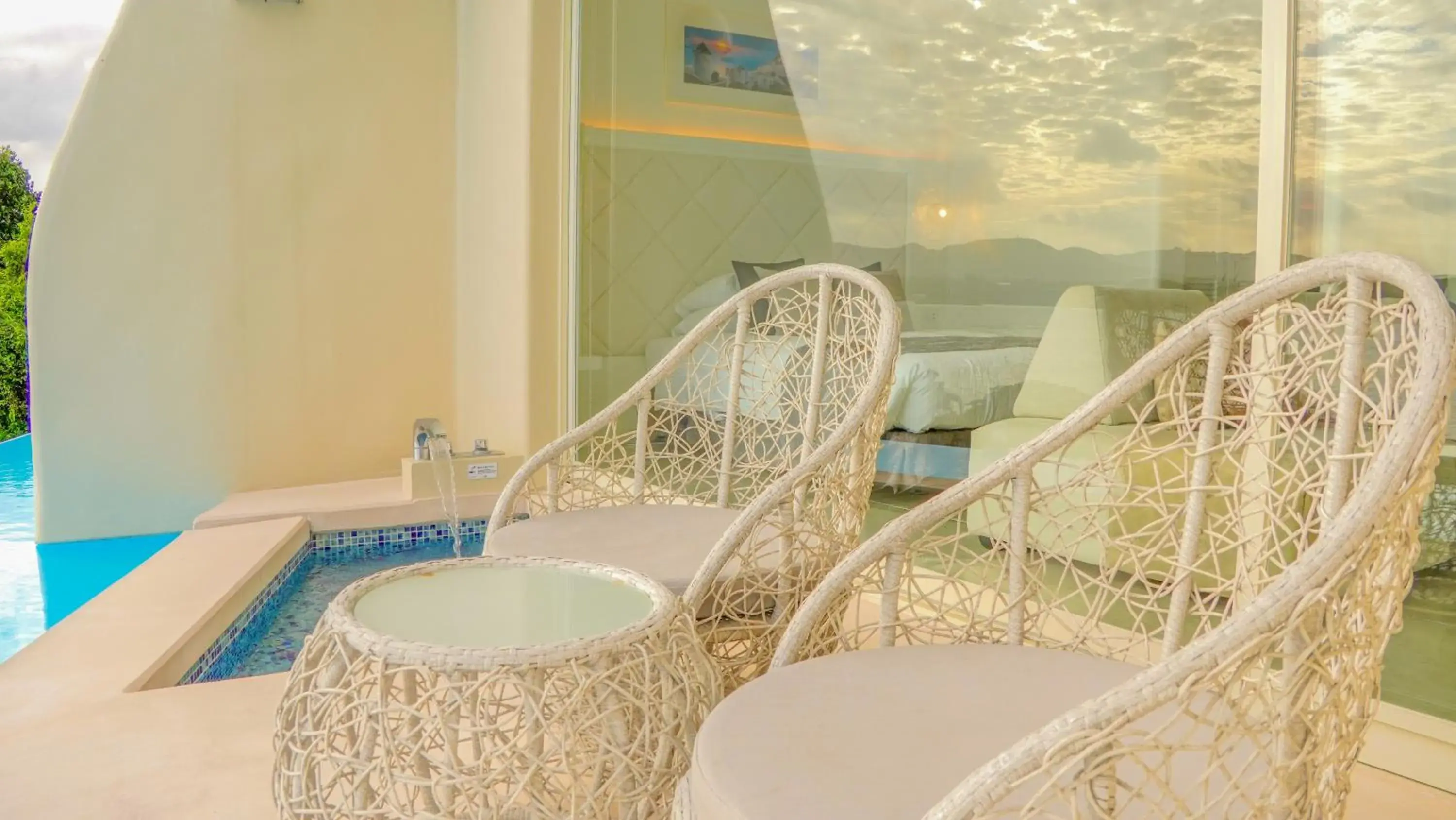 Villa with Sea View and Open-Air Bath in Yuki Suite Kourijima Villa with Sea View and Open-Air Bath in Yuki Suite Kourijima