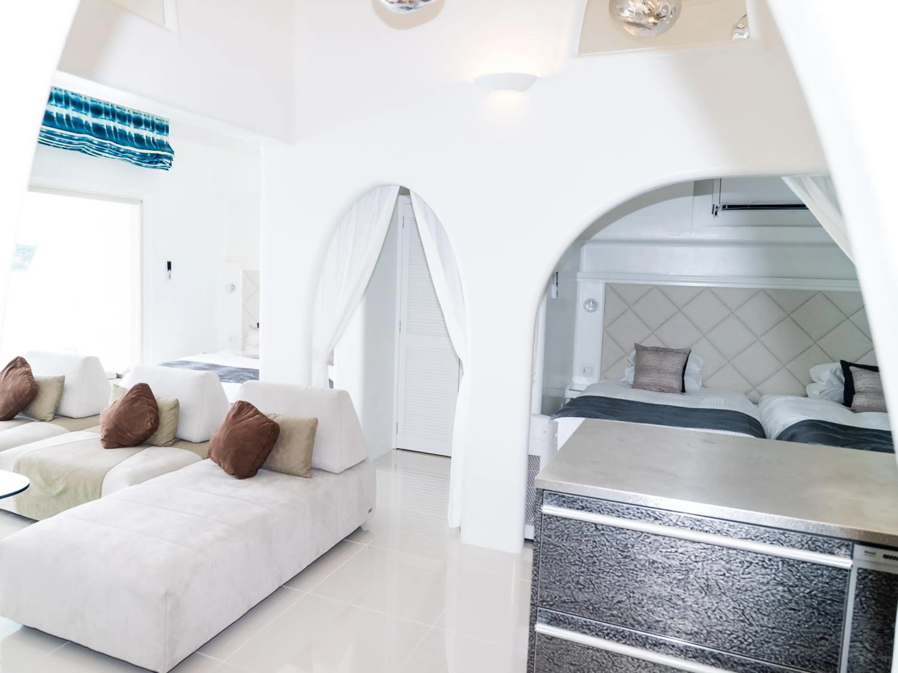 Bed in Yuki Suite Kourijima