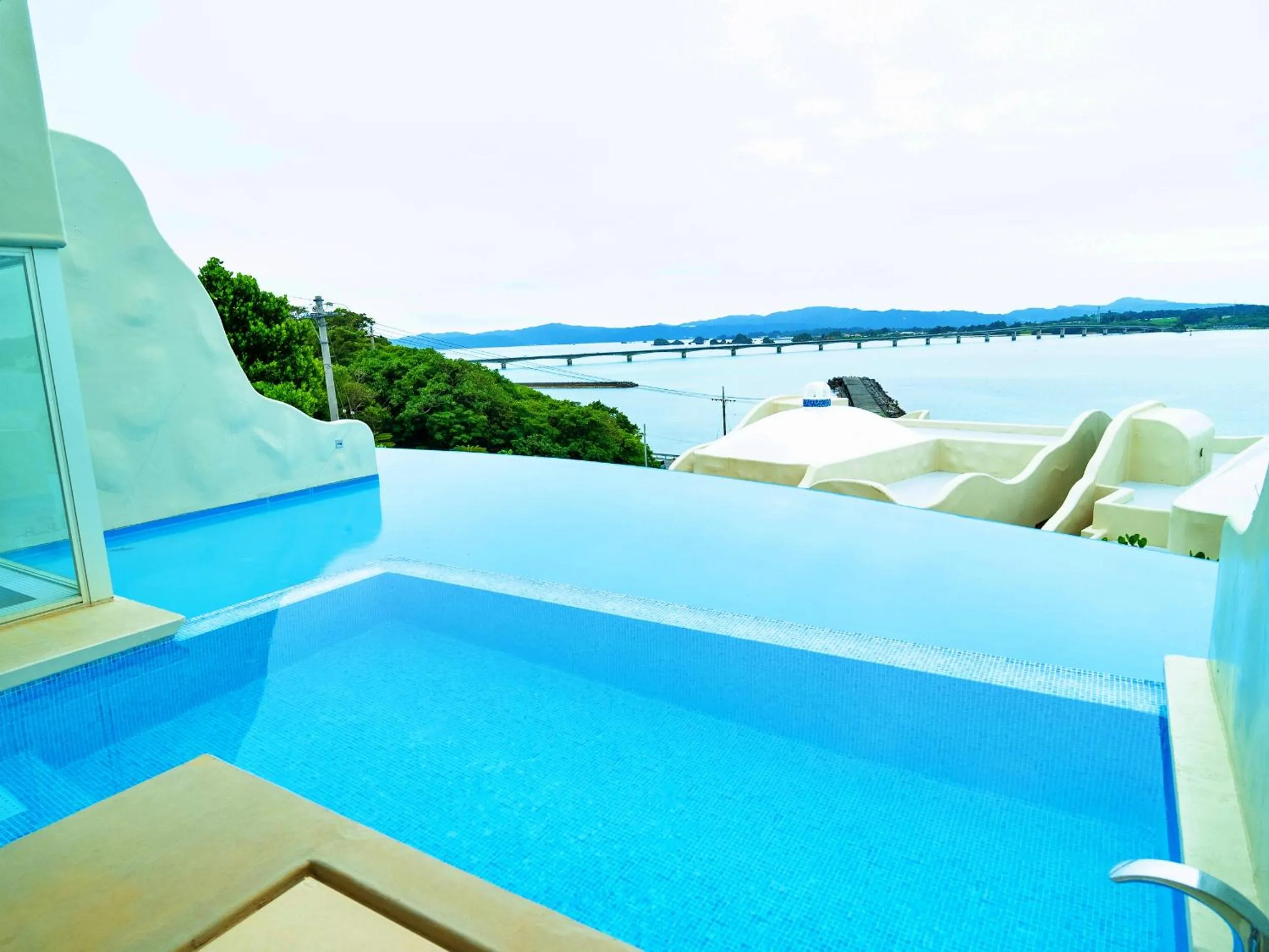 Photo of the whole room in Yuki Suite Kourijima