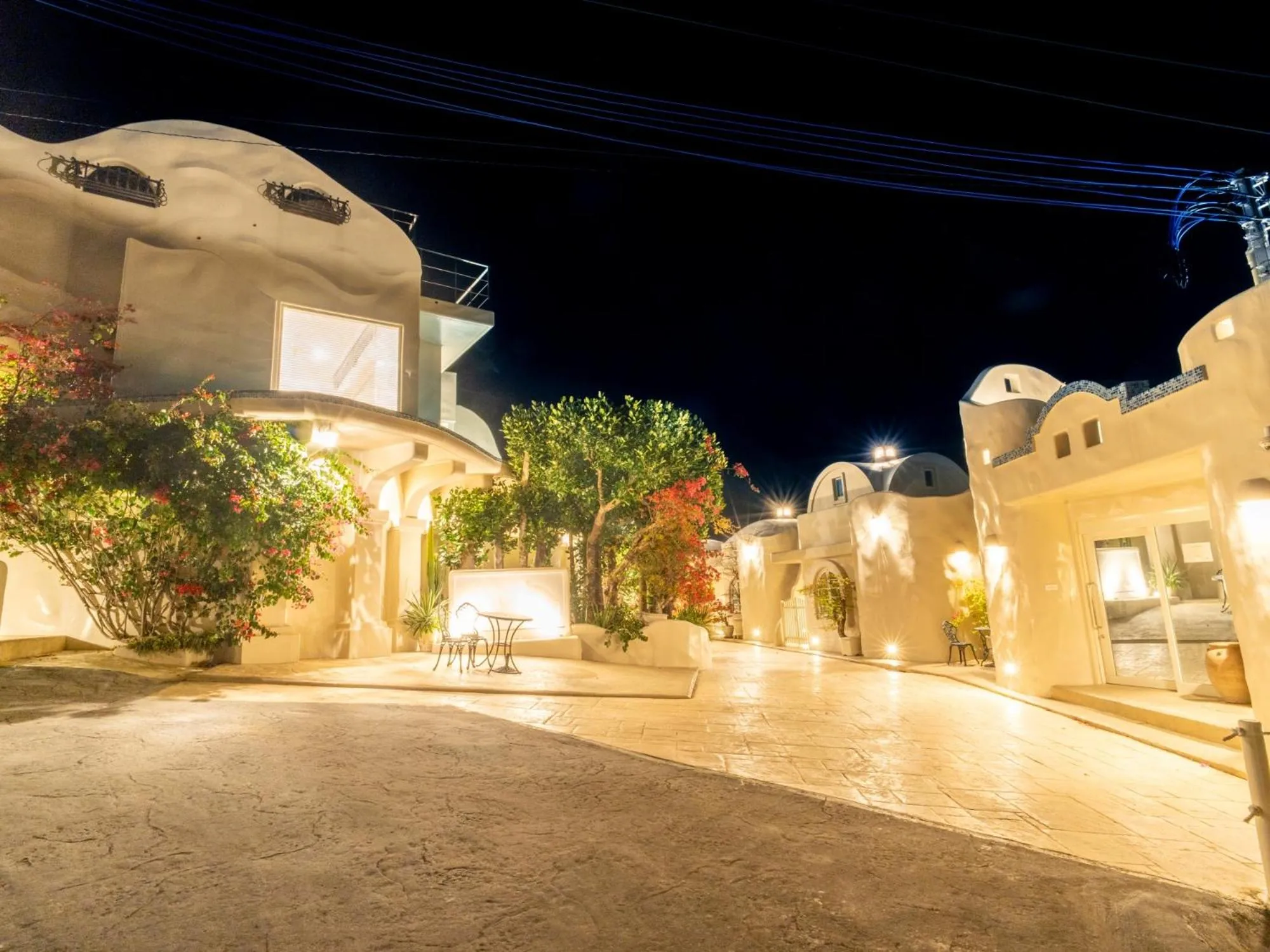 Facade/entrance in Yuki Suite Kourijima