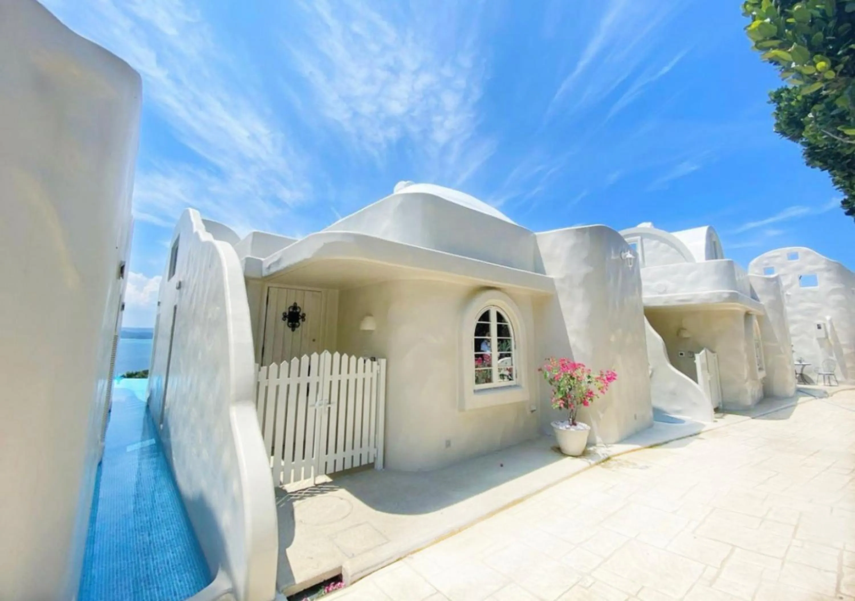 Property building in Yuki Suite Kourijima