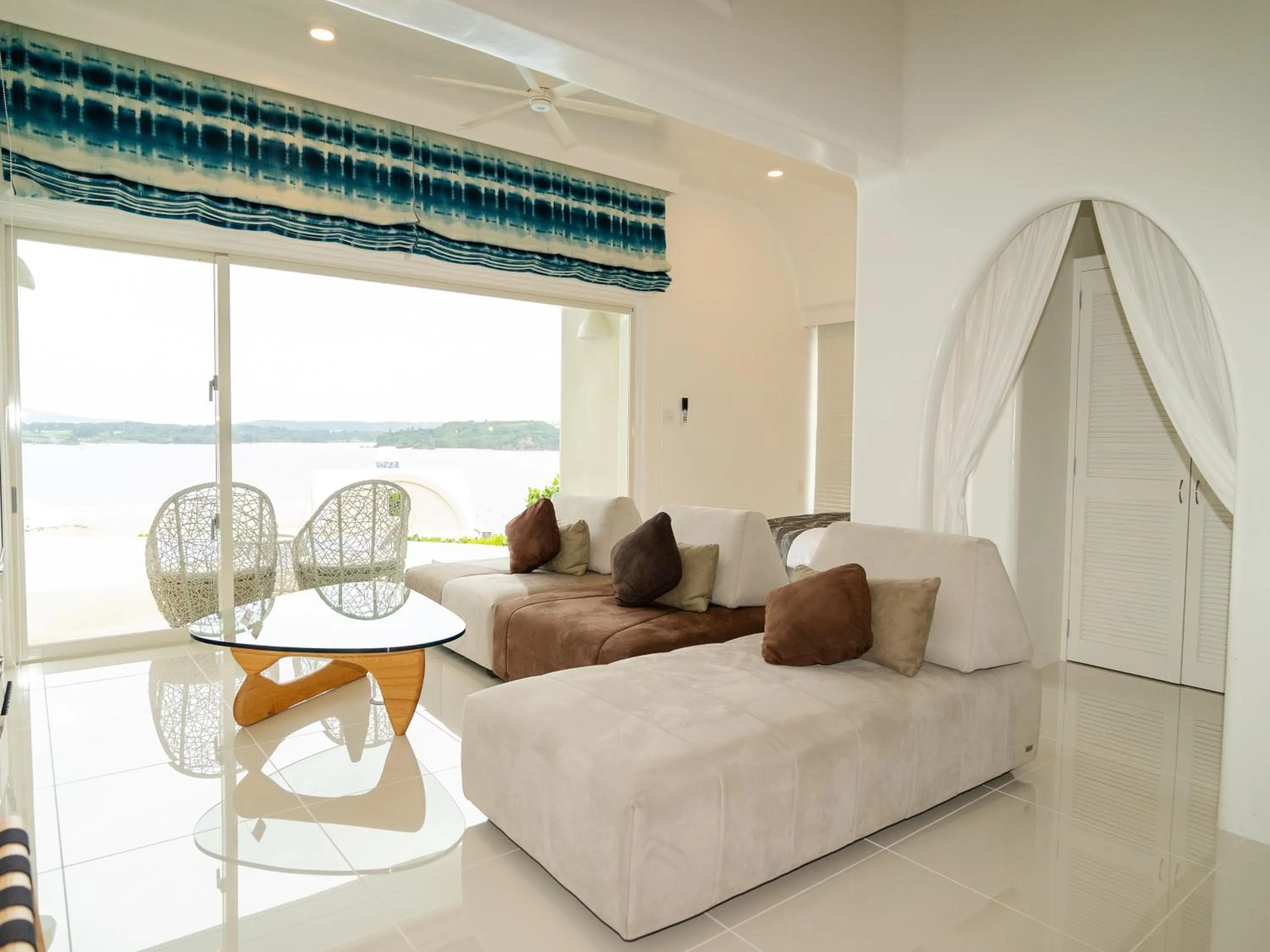 Living room, Bed in Yuki Suite Kourijima