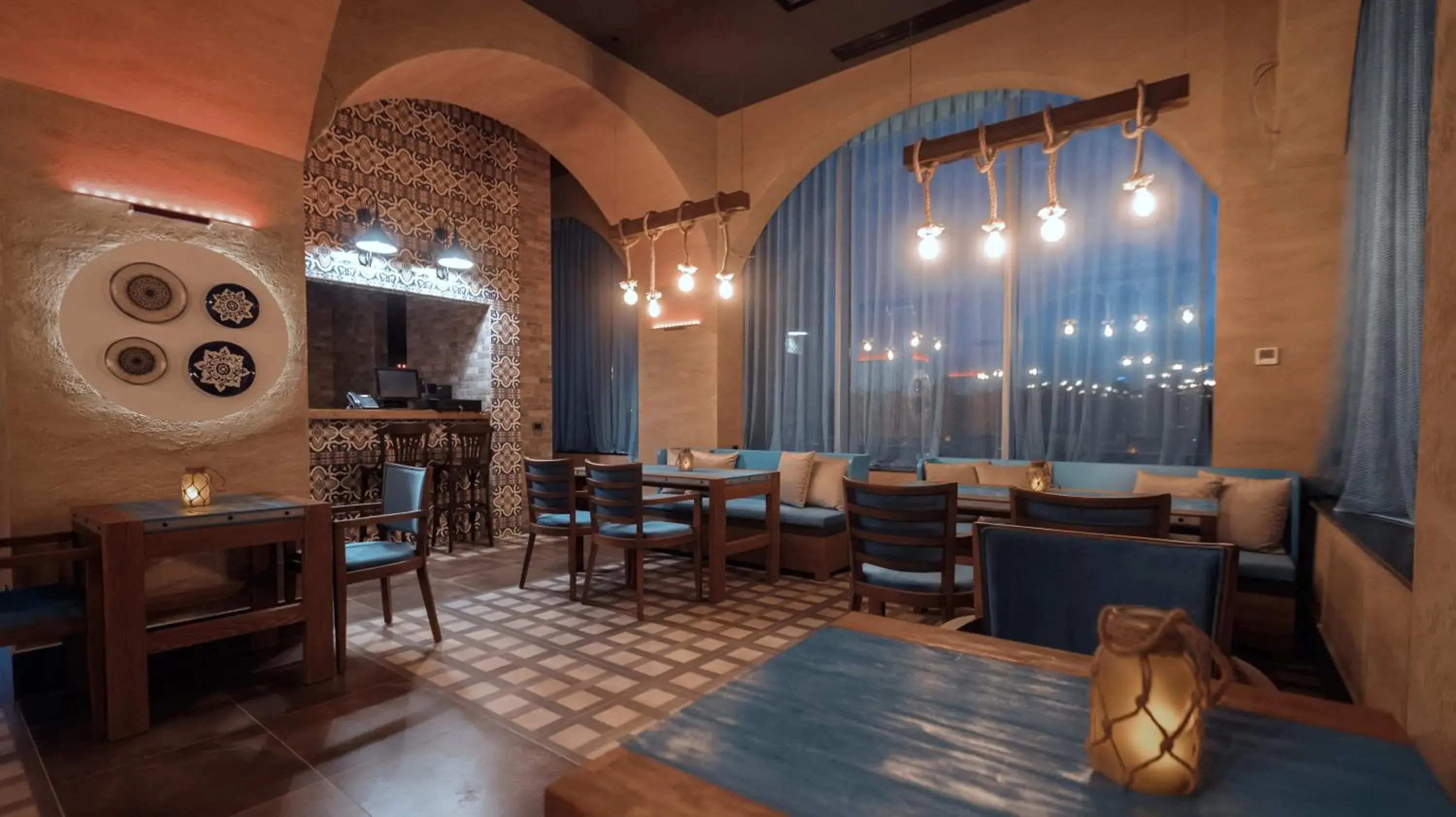 Restaurant/places to eat in Midtown Hotel Baku Restaurant/places to eat in Midtown Hotel Baku