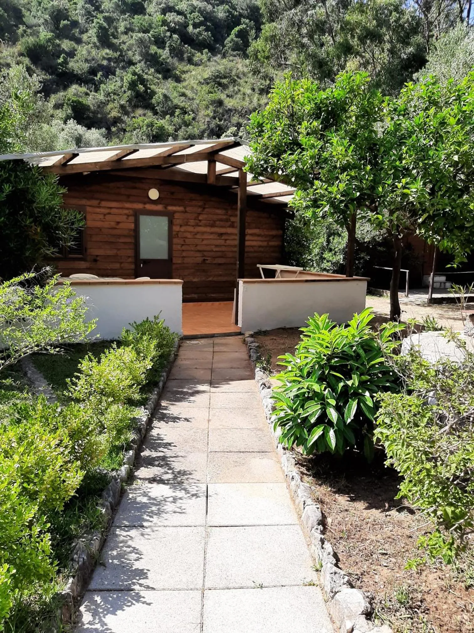 Property building in Residence Eden