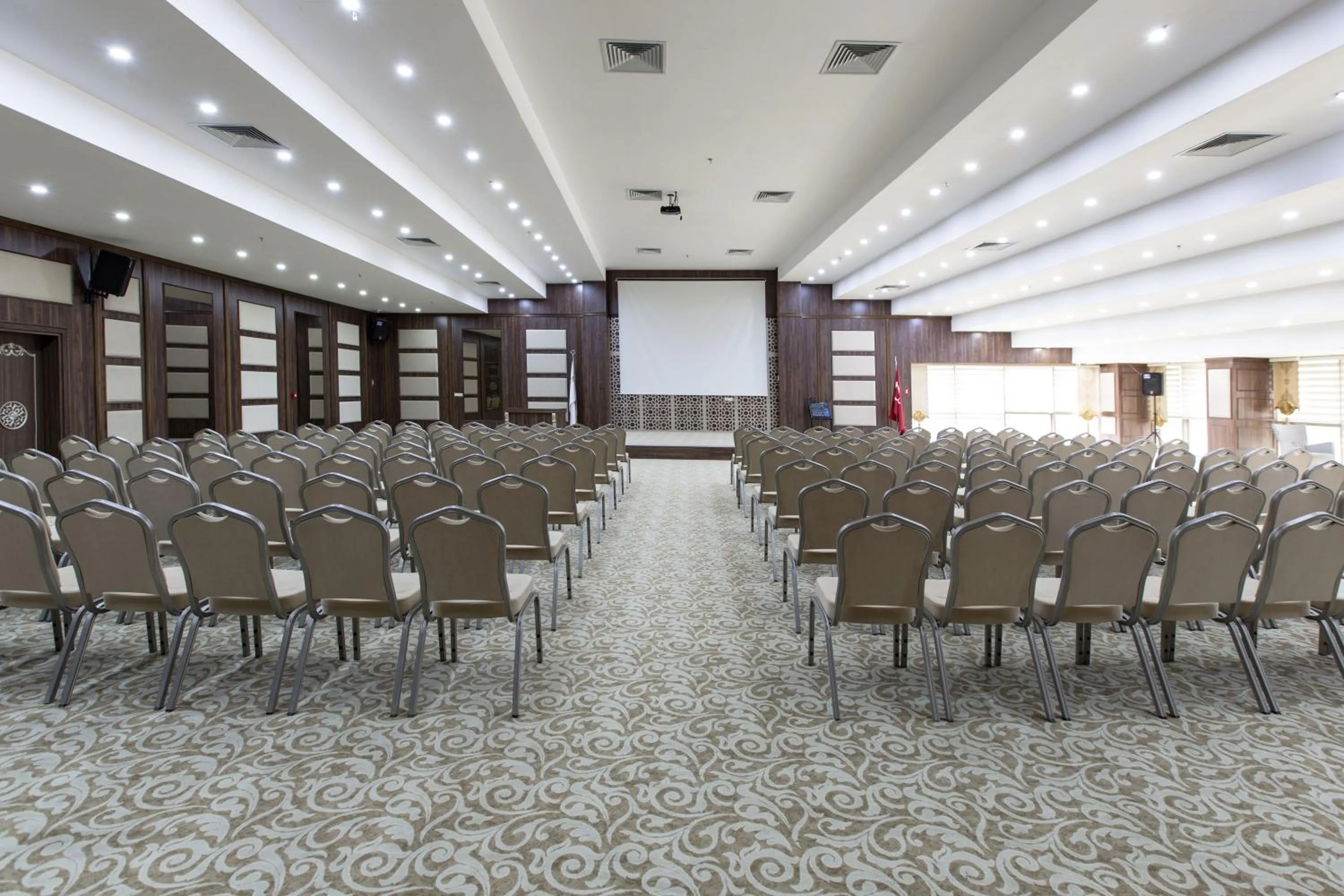 Meeting/conference room in Sarot Termal Park Resort & Spa - Halal Hotel