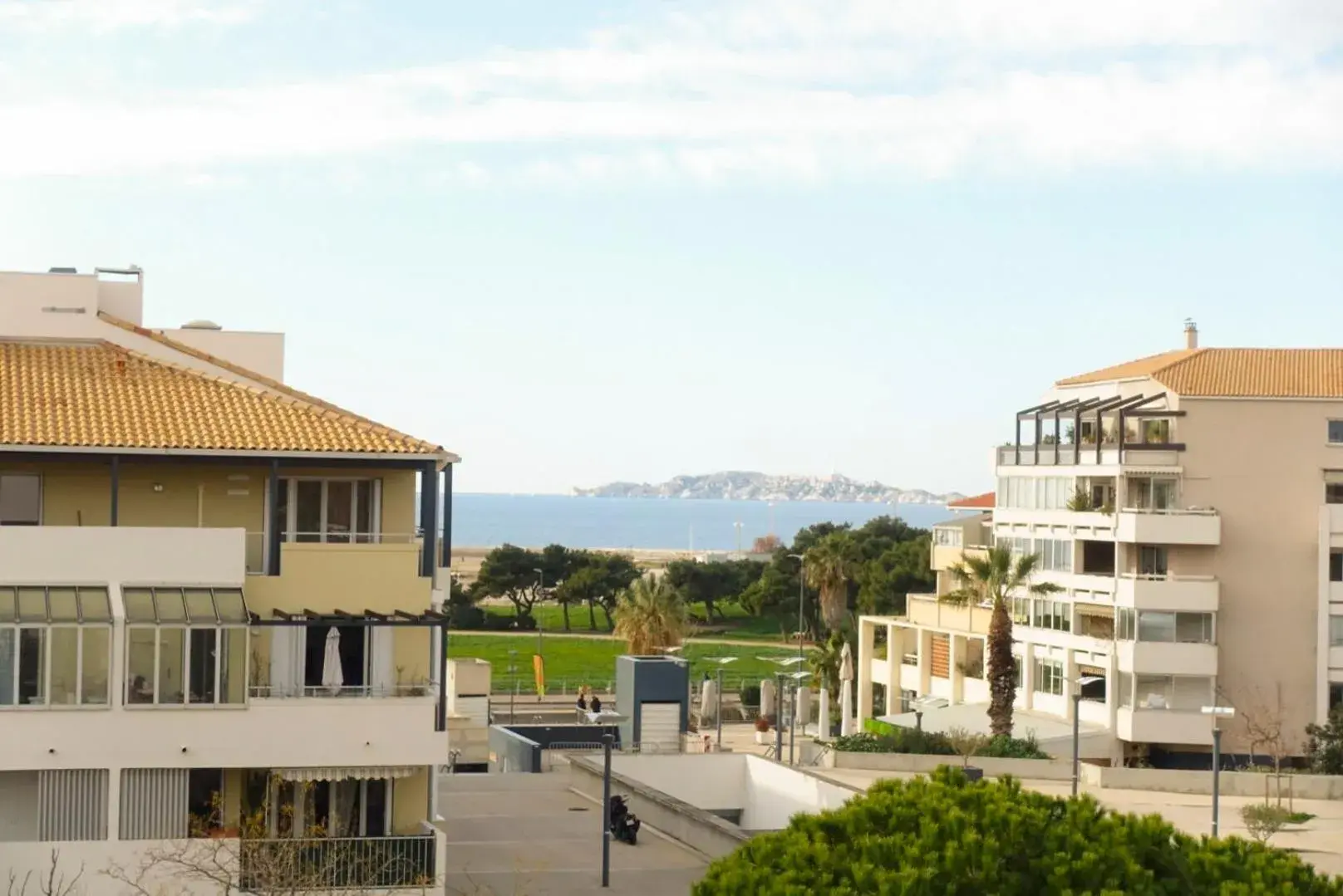 Sea view in Comfort Aparthotel Marseille Prado Sea view in Comfort Aparthotel Marseille Prado