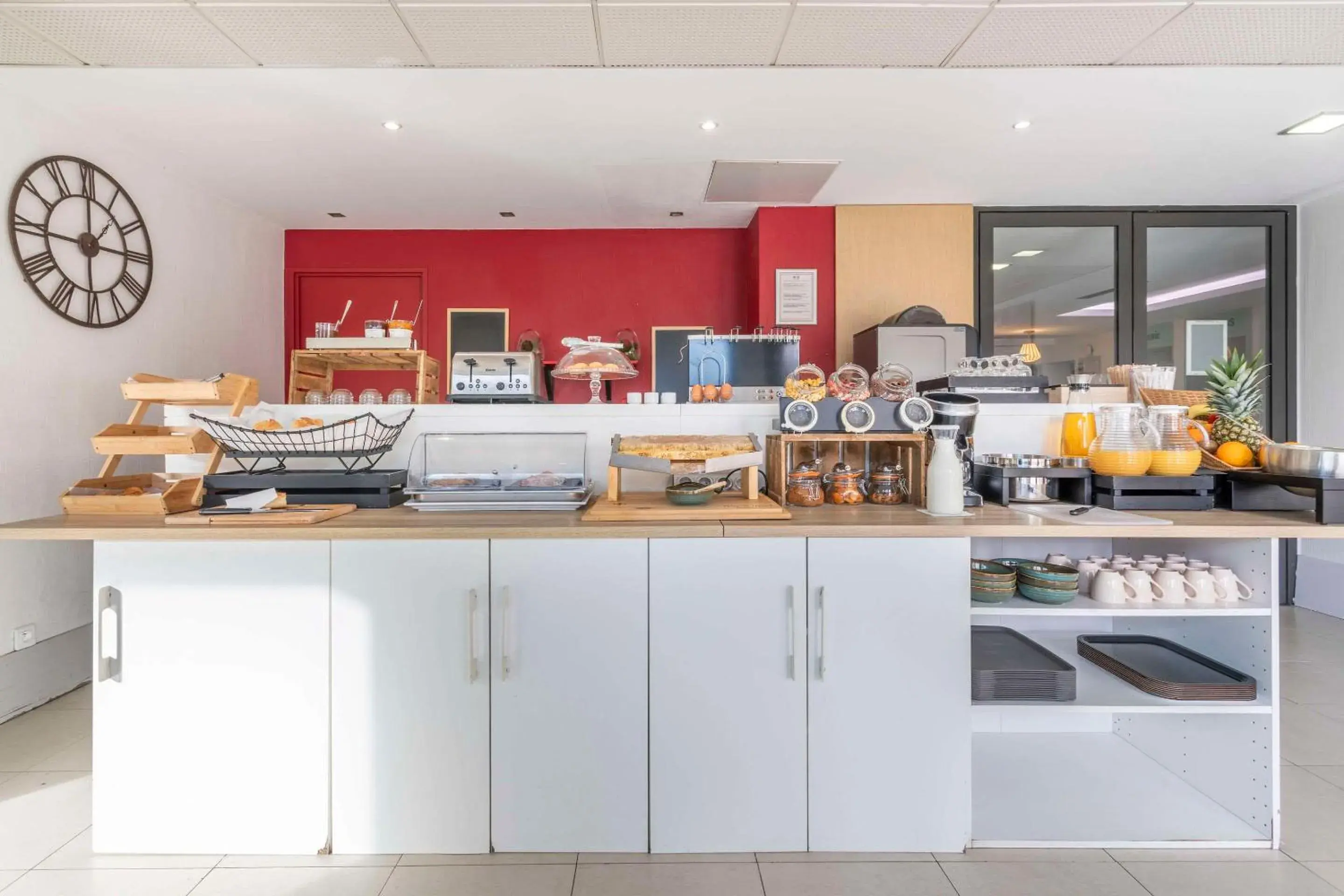 Breakfast in Comfort Aparthotel Marseille Prado Breakfast in Comfort Aparthotel Marseille Prado