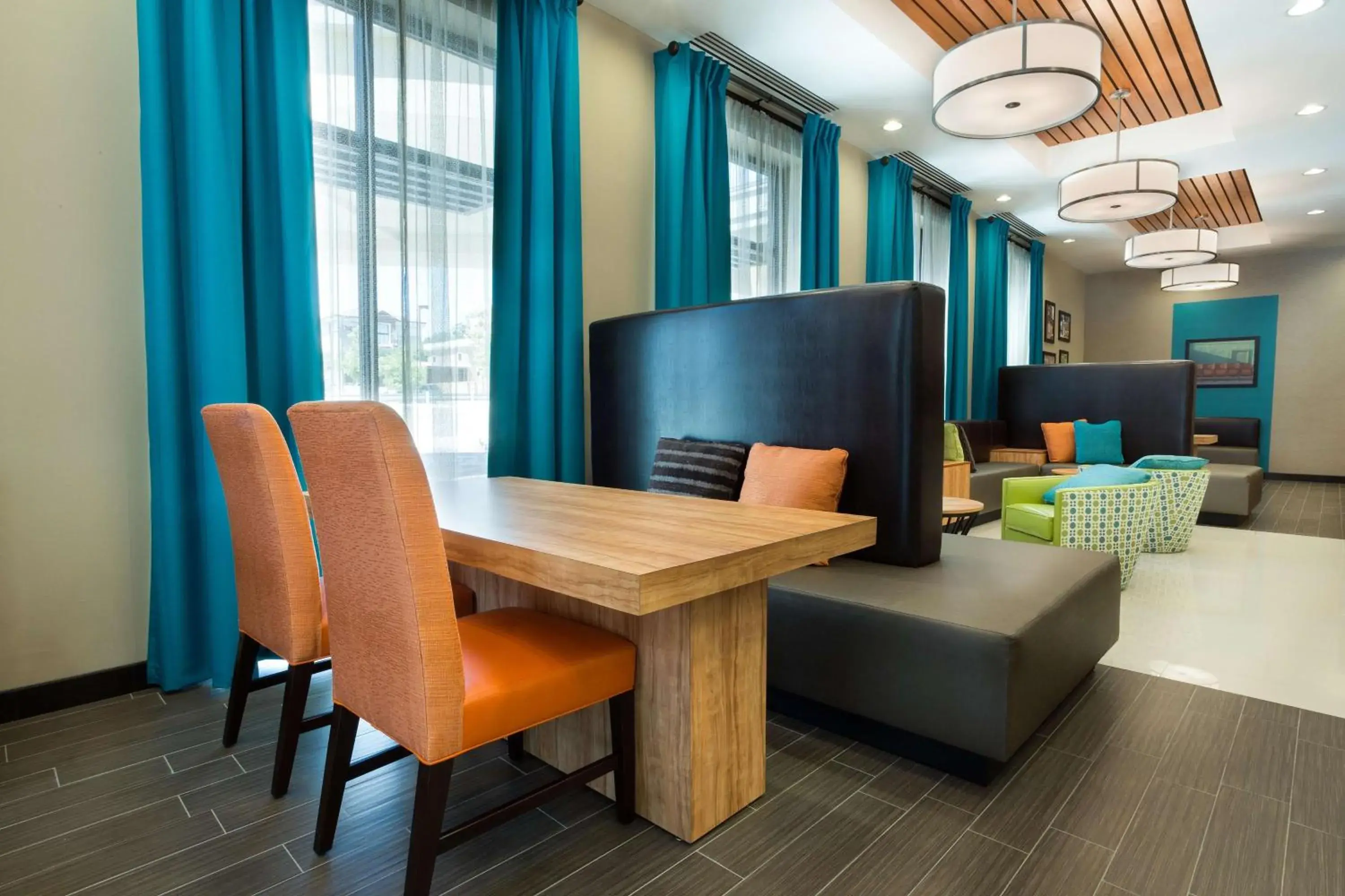 Restaurant/places to eat in Pear Tree Inn San Antonio Airport Restaurant/places to eat in Pear Tree Inn San Antonio Airport