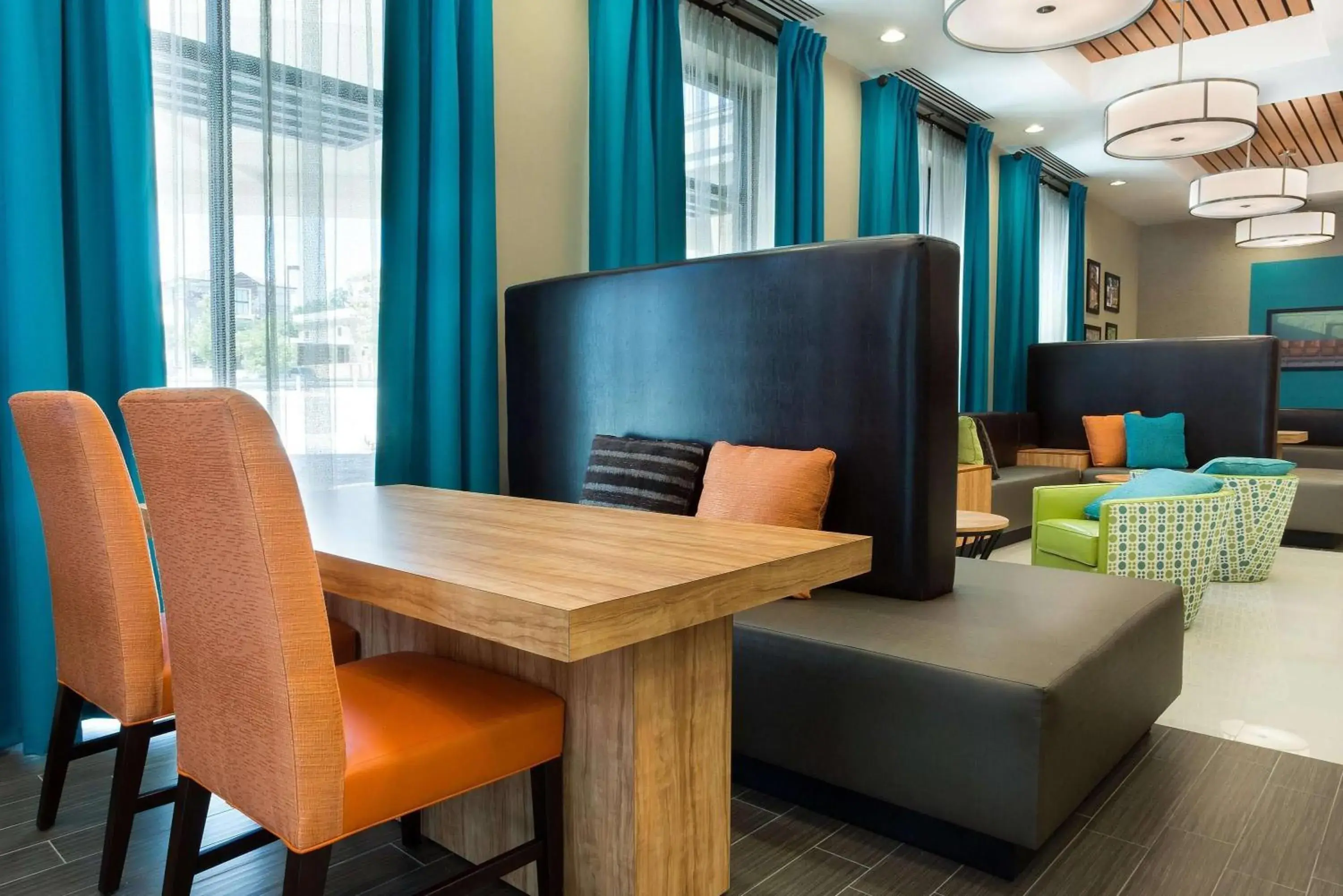 Lobby or reception in Heritage Inn & Suites San Antonio Airport, Trademark Wyndham Lobby or reception in Heritage Inn & Suites San Antonio Airport, Trademark Wyndham