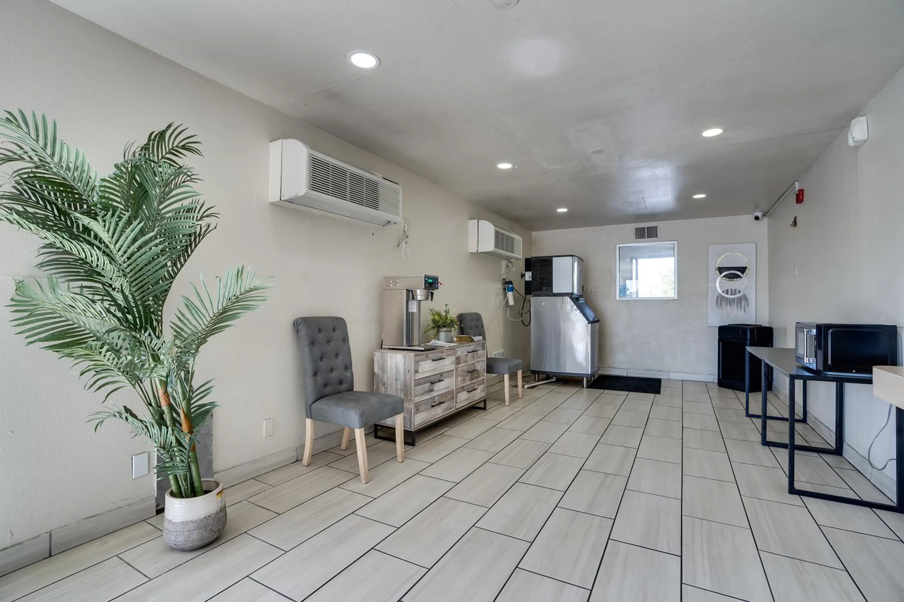 Lobby or reception in Econo Lodge Stockton near I-5 Fairgrounds