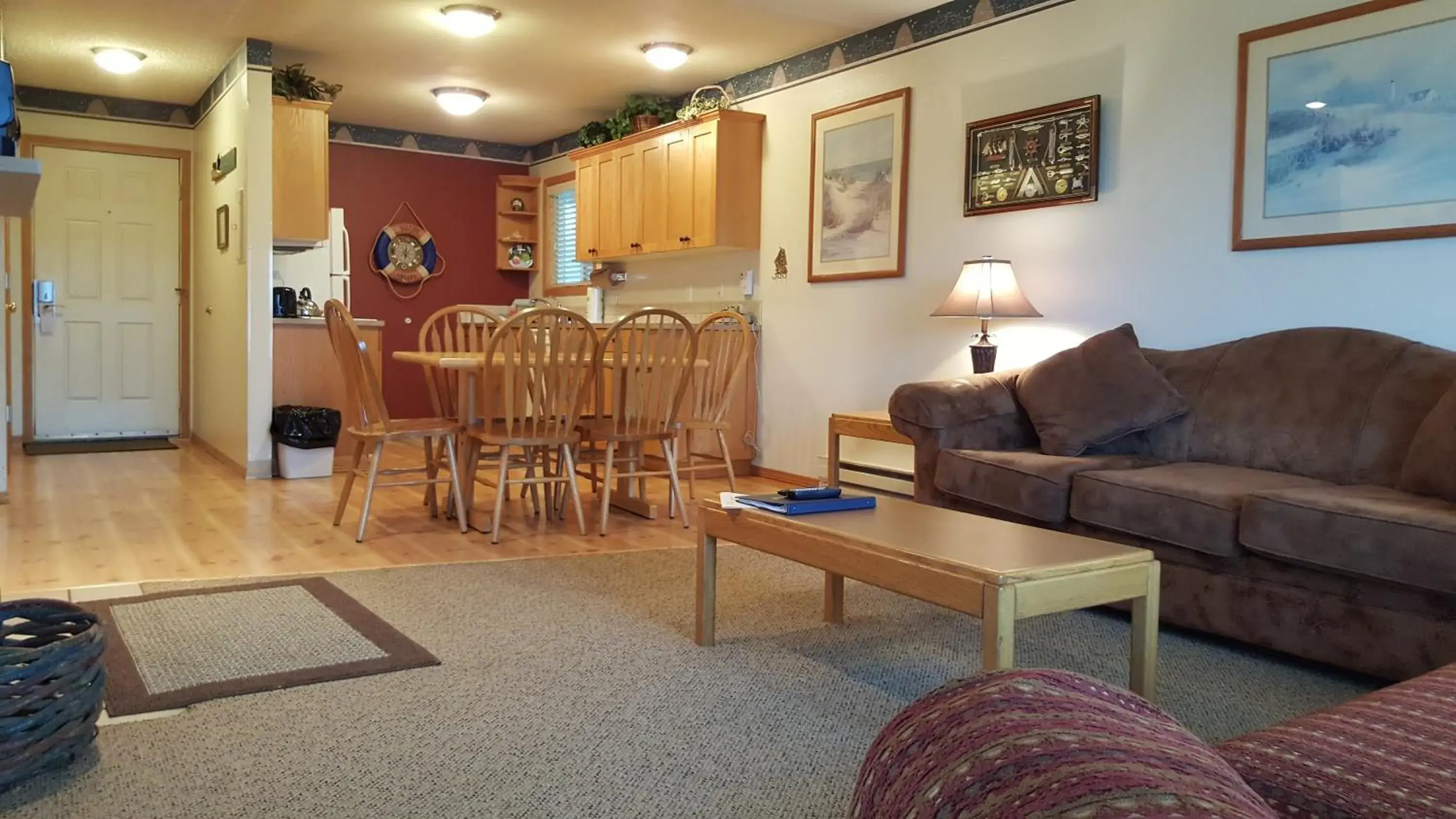 One-Bedroom Apartment - (Non Pet Friendly) in The Breakers Long Beach One-Bedroom Apartment - (Non Pet Friendly) in The Breakers Long Beach