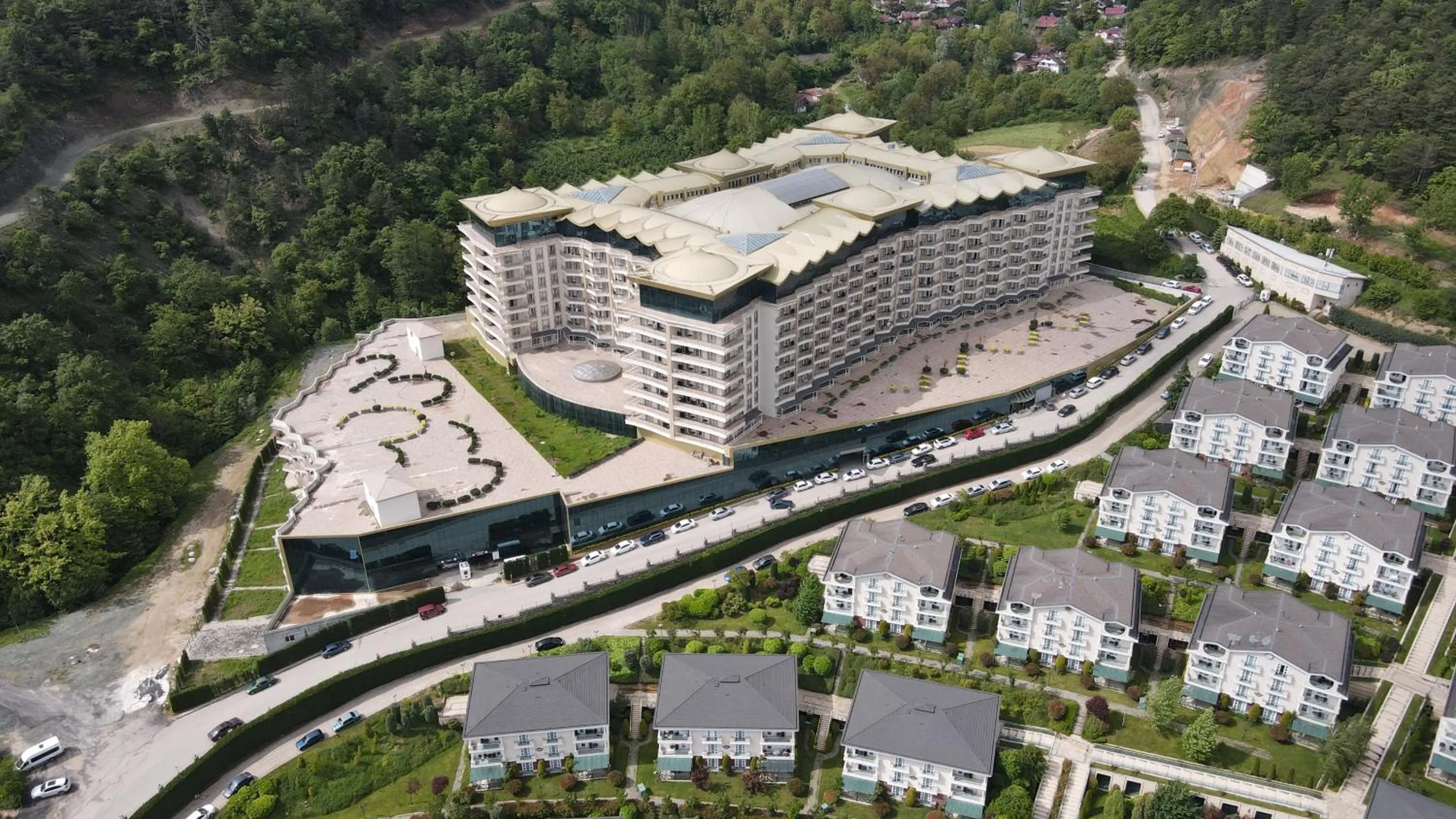 Property building in Sarot Thermal Vadi Tatil Koyu - Halal Hotel