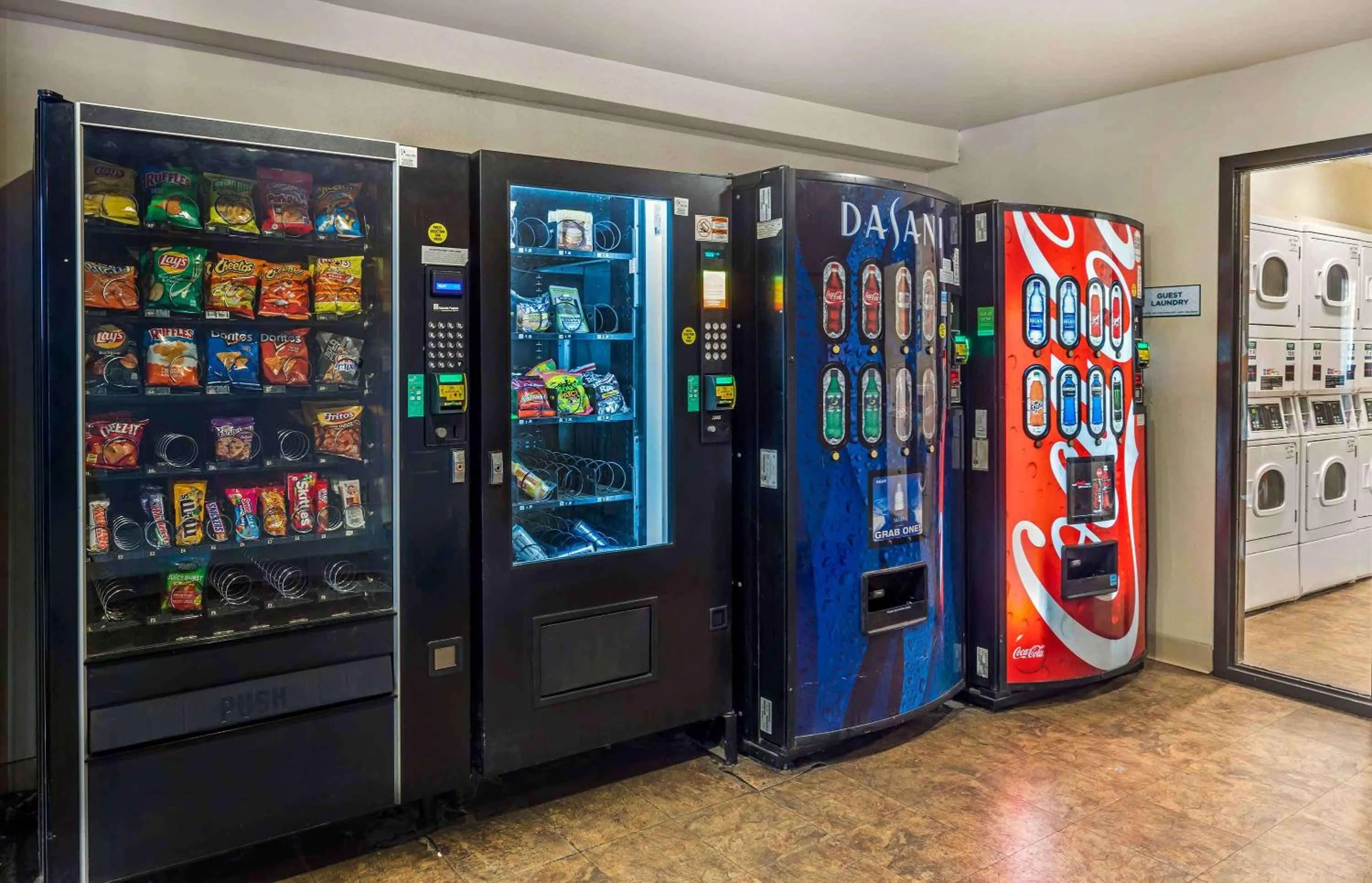 Property building in Extended Stay America Select Suites - Shreveport - Bossier City